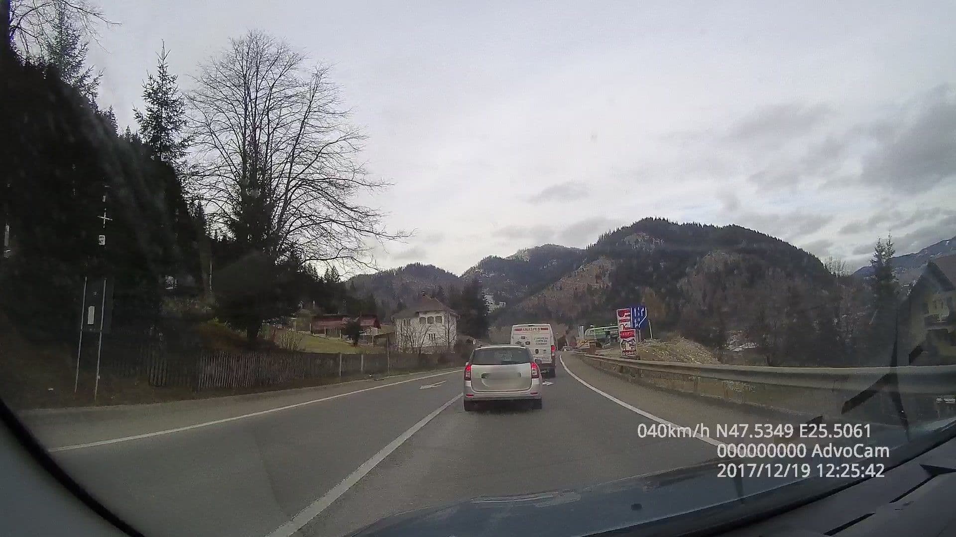 Street view near Pensiunea Vranis, Câmpulung Moldovenesc — © tavi (CC BY-SA · Mapillary)