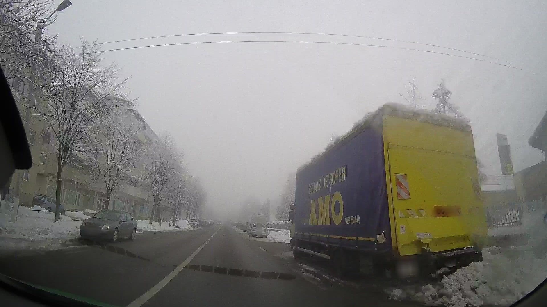 Street view near Hotel Central Pascani, Paşcani — © tavi (CC BY-SA · Mapillary)