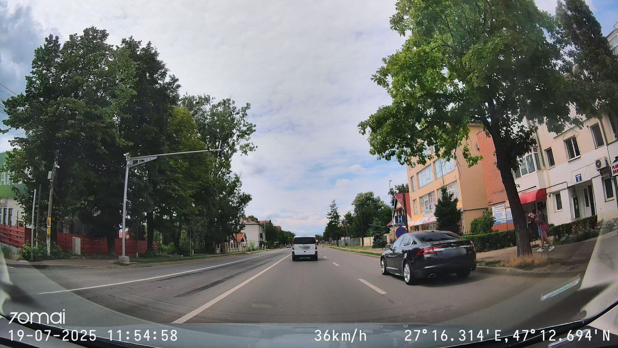 Street view near il primo, Podu Iloaiei — © doriel (CC BY-SA · Mapillary)