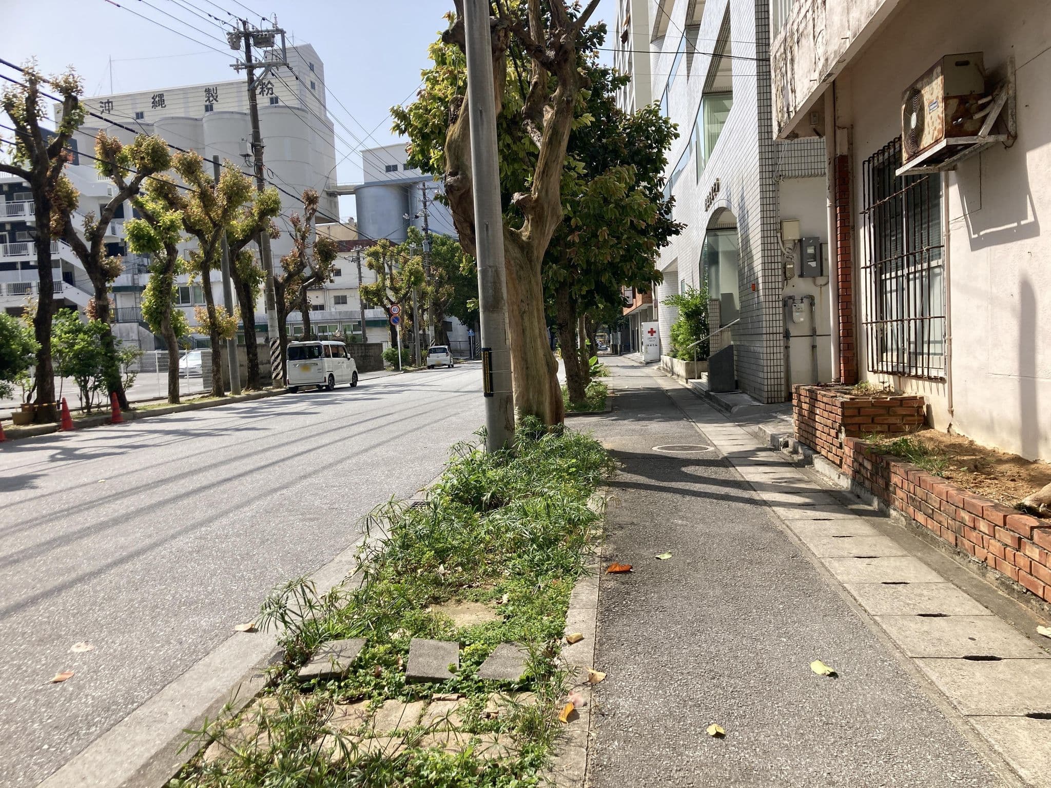 Street view near Mr.KINJO VIOLETTE東町, Naha — © pika_sky (CC BY-SA · Mapillary)