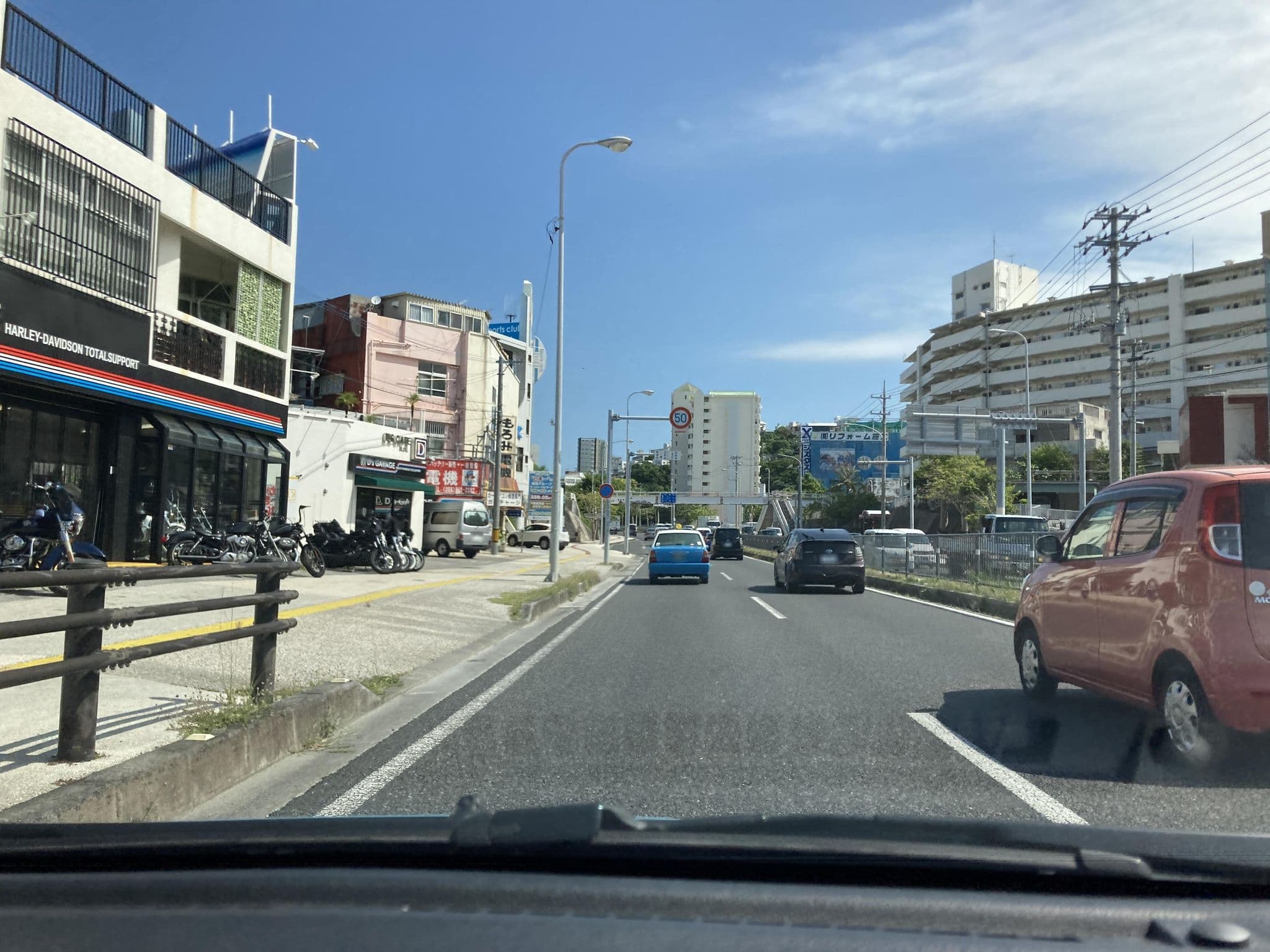 Street view near d’s terrace, Naha — © pika_sky (CC BY-SA · Mapillary)