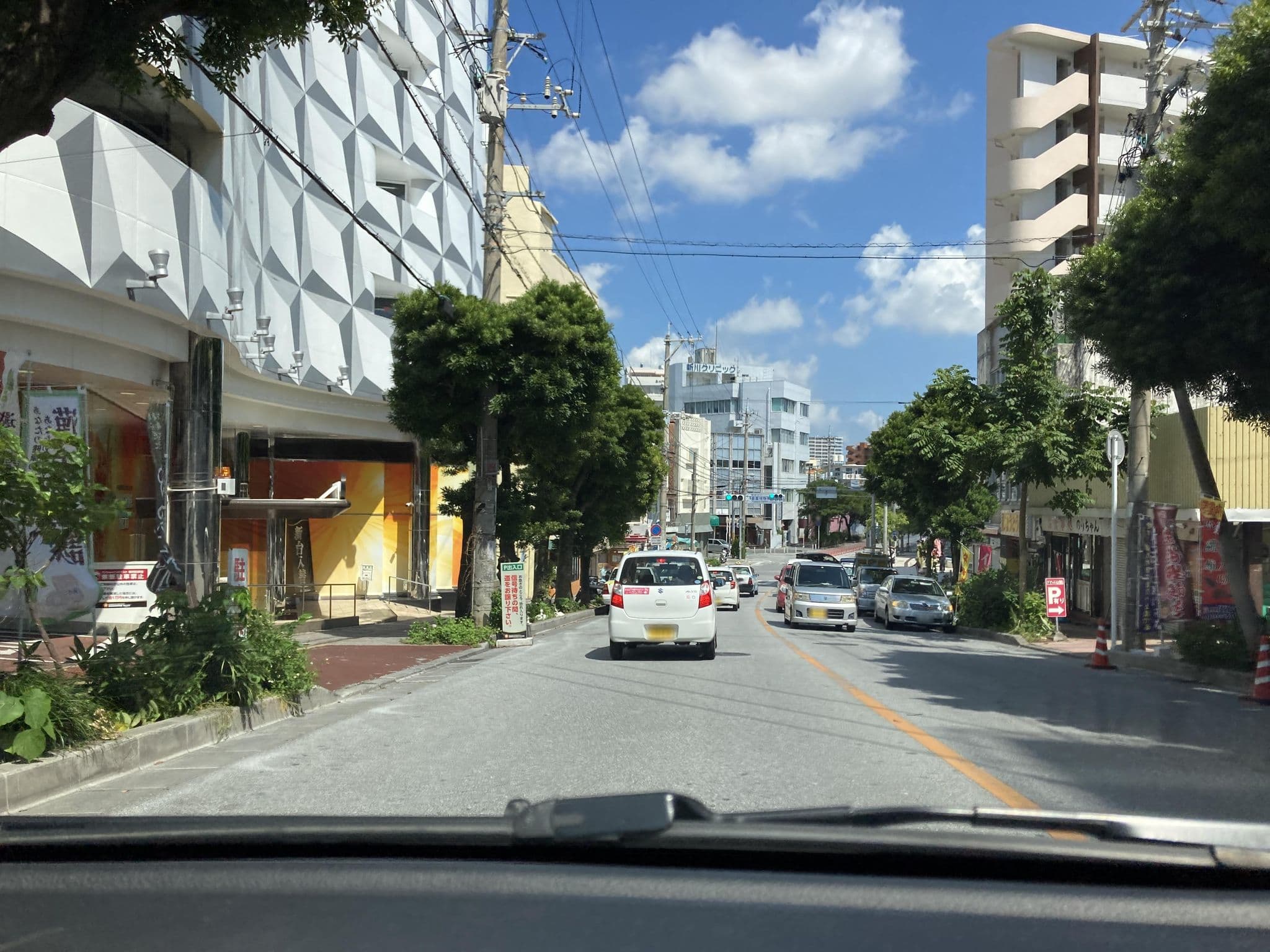 Street view near ゲストハウスKAINAN, Naha — © pika_sky (CC BY-SA · Mapillary)