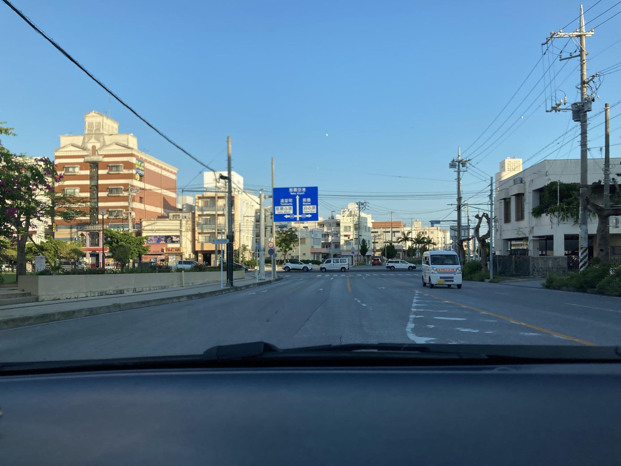 Street view near Little Island Okinawa 松山, Naha — © pika_sky (CC BY-SA · Mapillary)