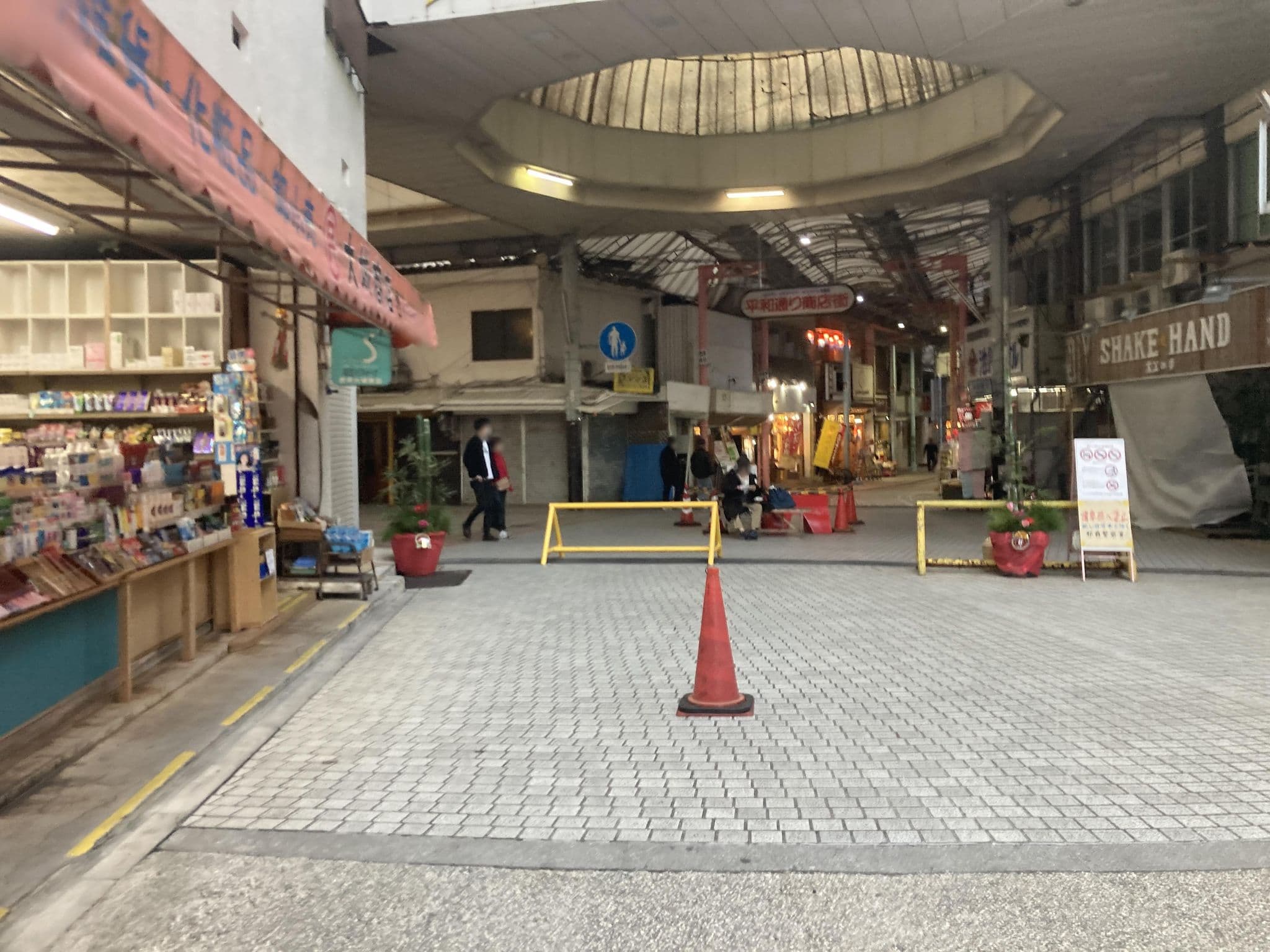 Street view near ステラリゾート (Stella Resort Hotel), Naha — © pika_sky (CC BY-SA · Mapillary)