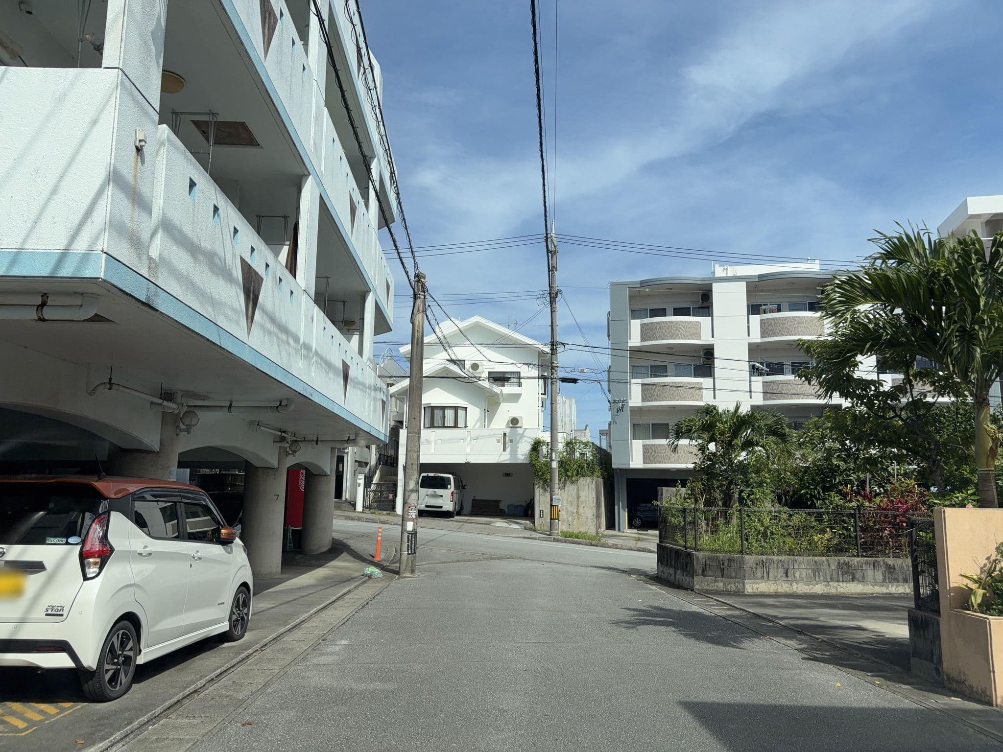 Street view near 民宿ブリッジコテージ, Ginowan — © Kamikou (CC BY-SA · Mapillary)