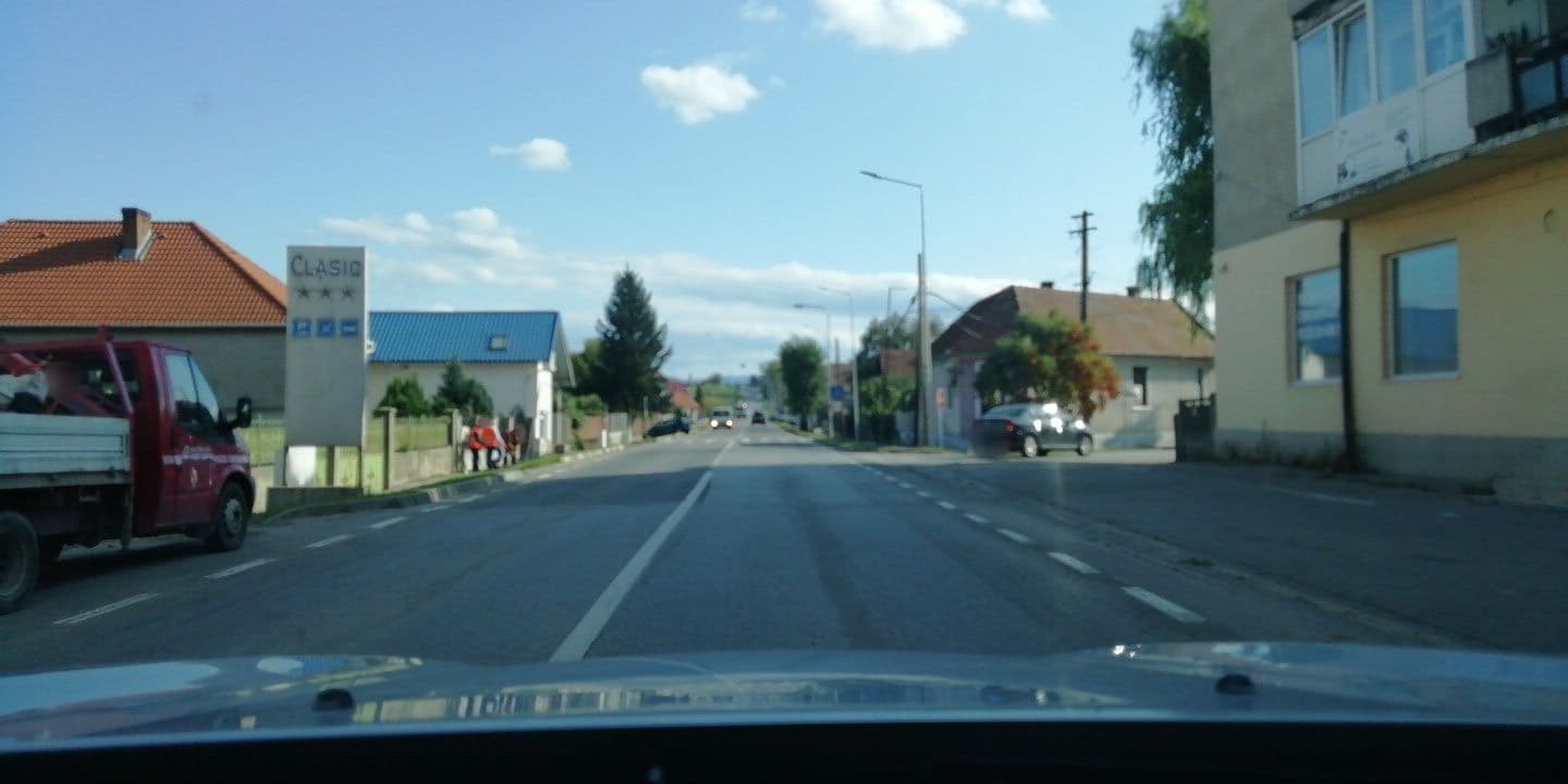 Street view near Hotel Clasic, Sebeş — © bogdancandrea (CC BY-SA · Mapillary)