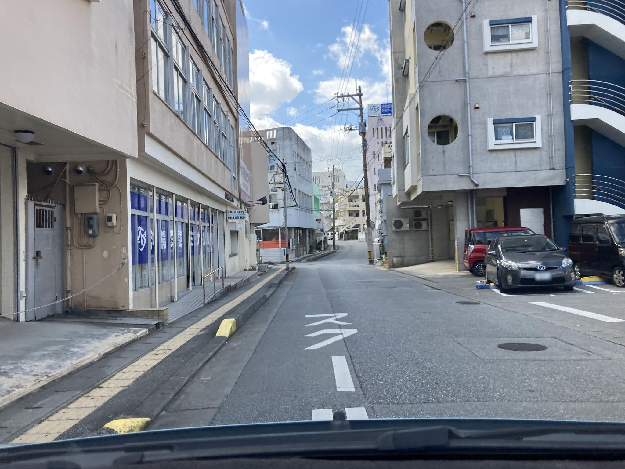 Street view near ゲストハウス羊屋 胡屋支店, Okinawa — © pika_sky (CC BY-SA · Mapillary)