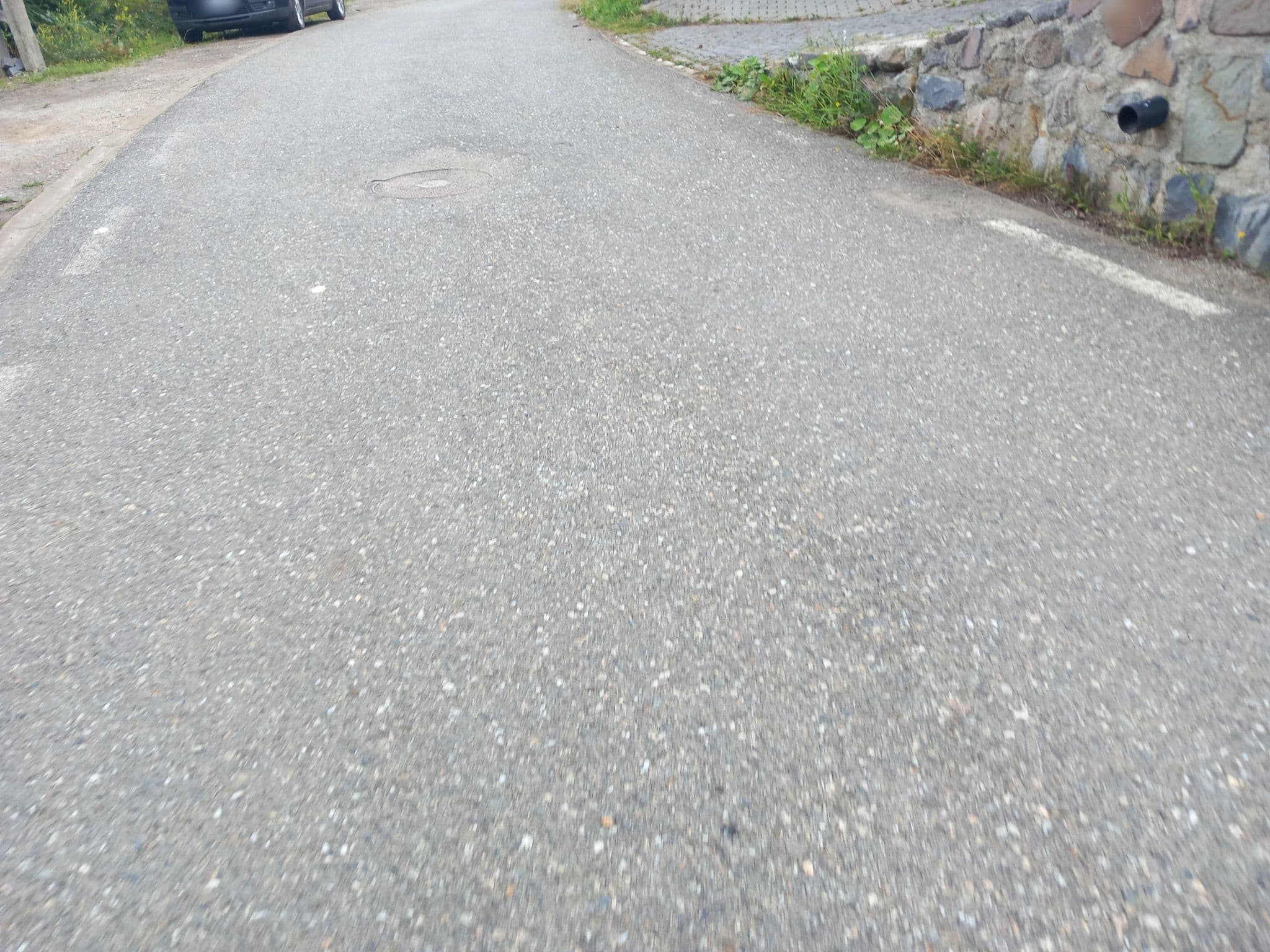 Street view near Cabana Mandel vendégház, Siculeni — © grozsa11 (CC BY-SA · Mapillary)