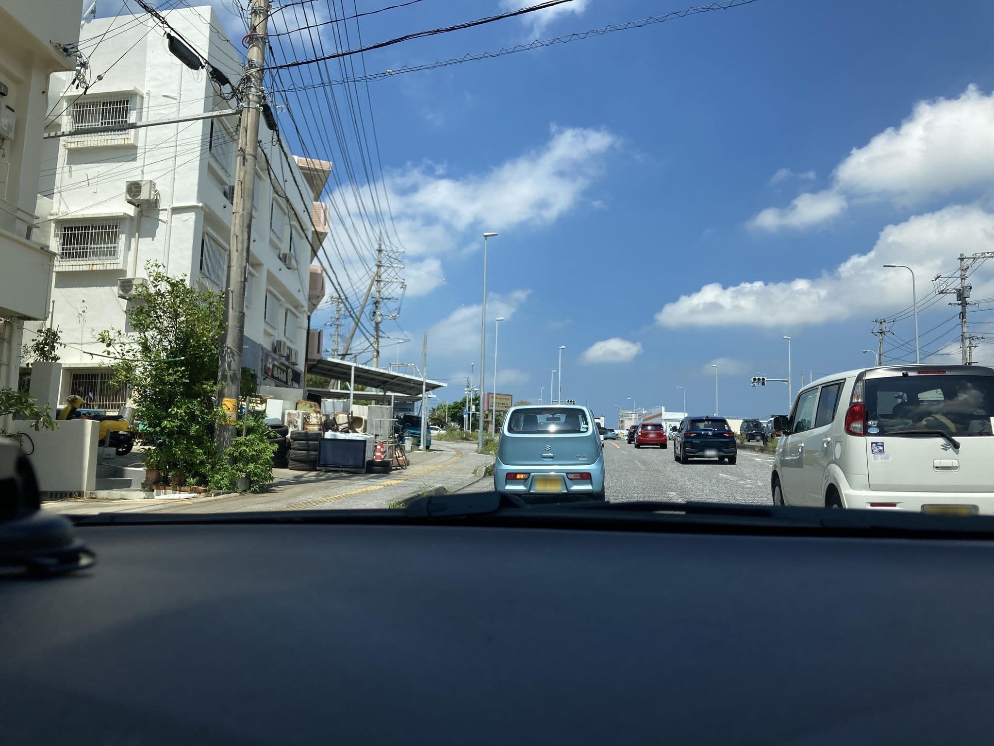 Street view near 沖縄ゲストハウスP’sHOUSE, Kadena — © pika_sky (CC BY-SA · Mapillary)