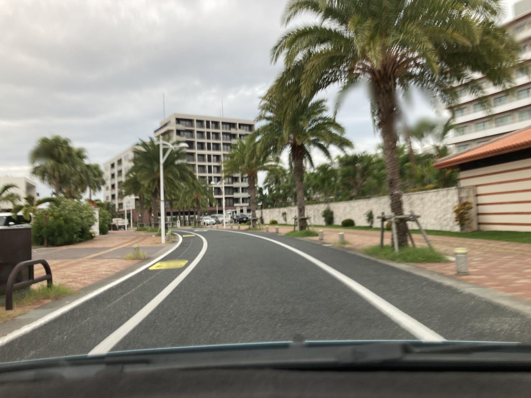 Street view near Indoor Pool (Hilton Okinawa), Chatan — © pika_sky (CC BY-SA · Mapillary)