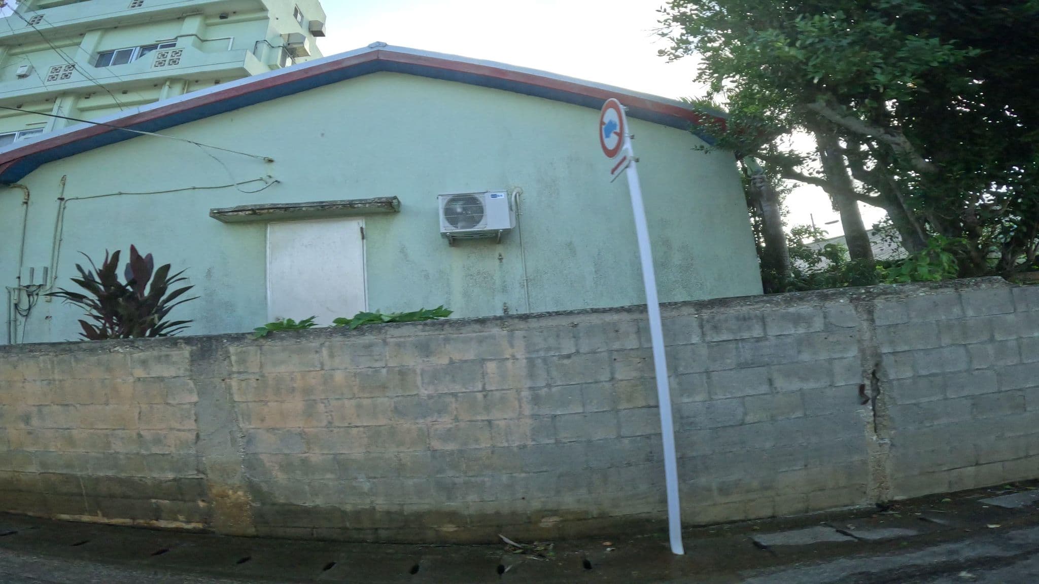 Street view near ホテル よしざと, Zaisho — © okadatsuneo (CC BY-SA · Mapillary)