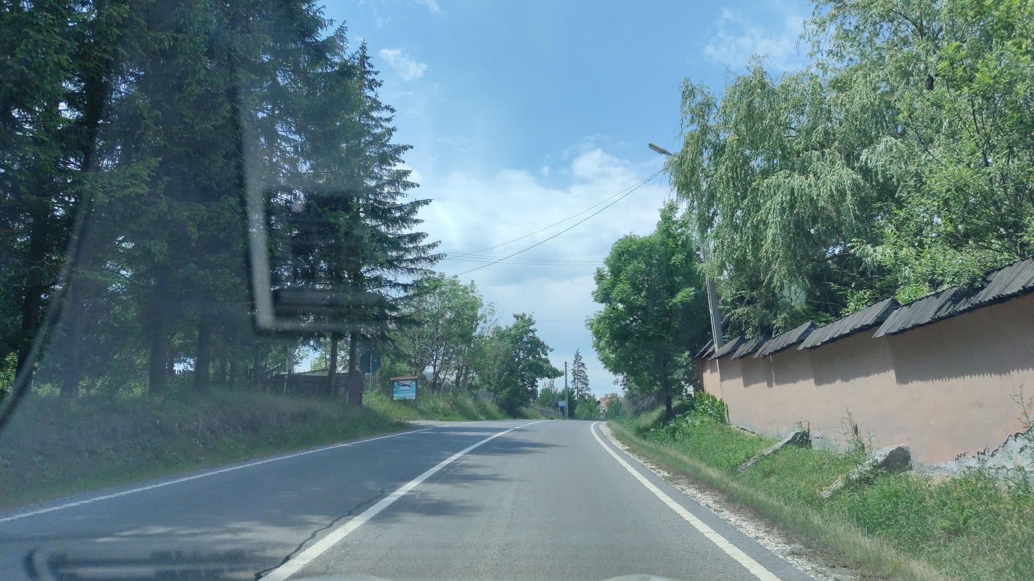 Street view near Pensiunea Mureș, Sândominic — © gyorgyjano (CC BY-SA · Mapillary)
