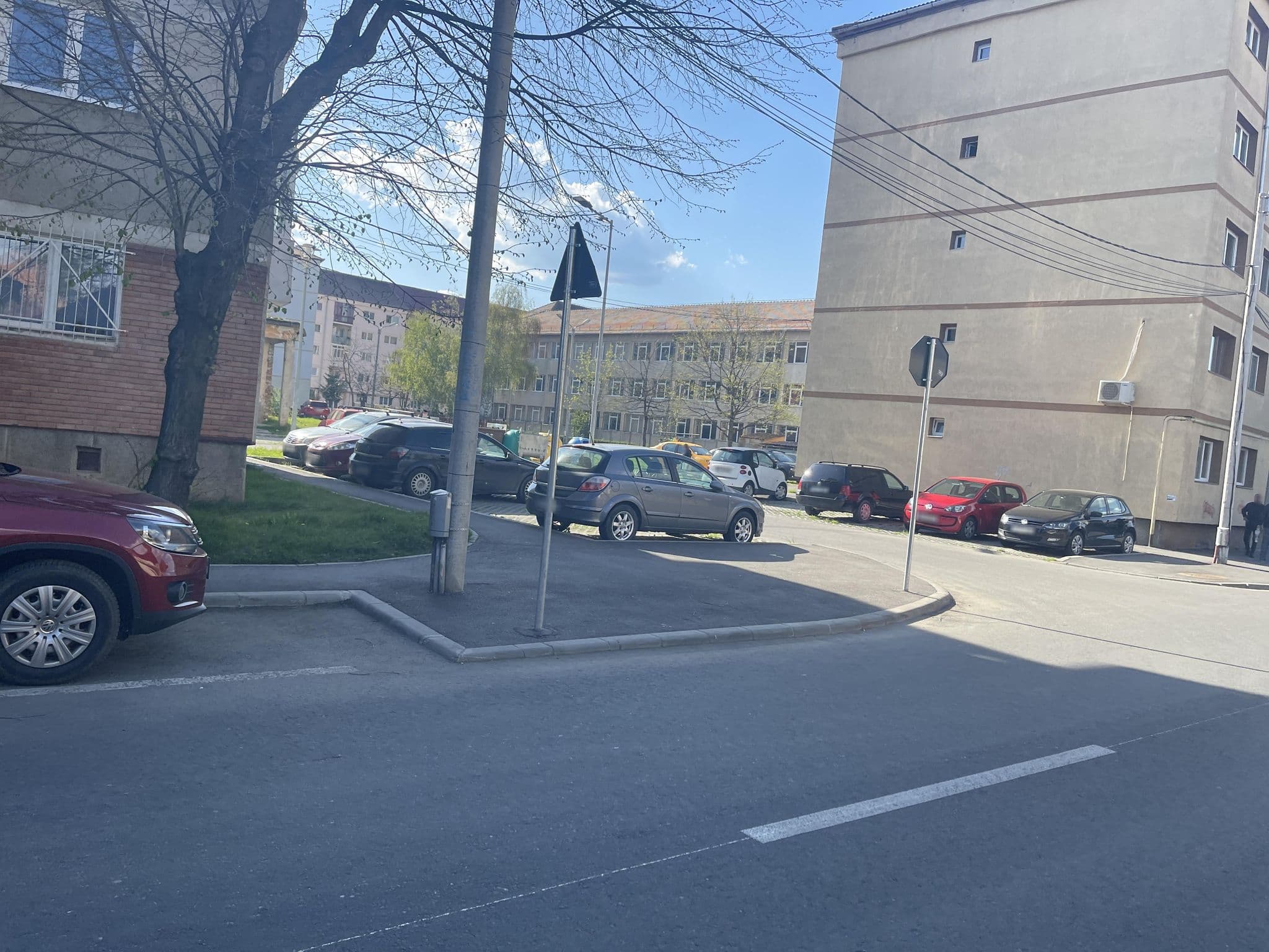 Street view near Pensiunea Millenium, Sibiu — © trojalexe (CC BY-SA · Mapillary)