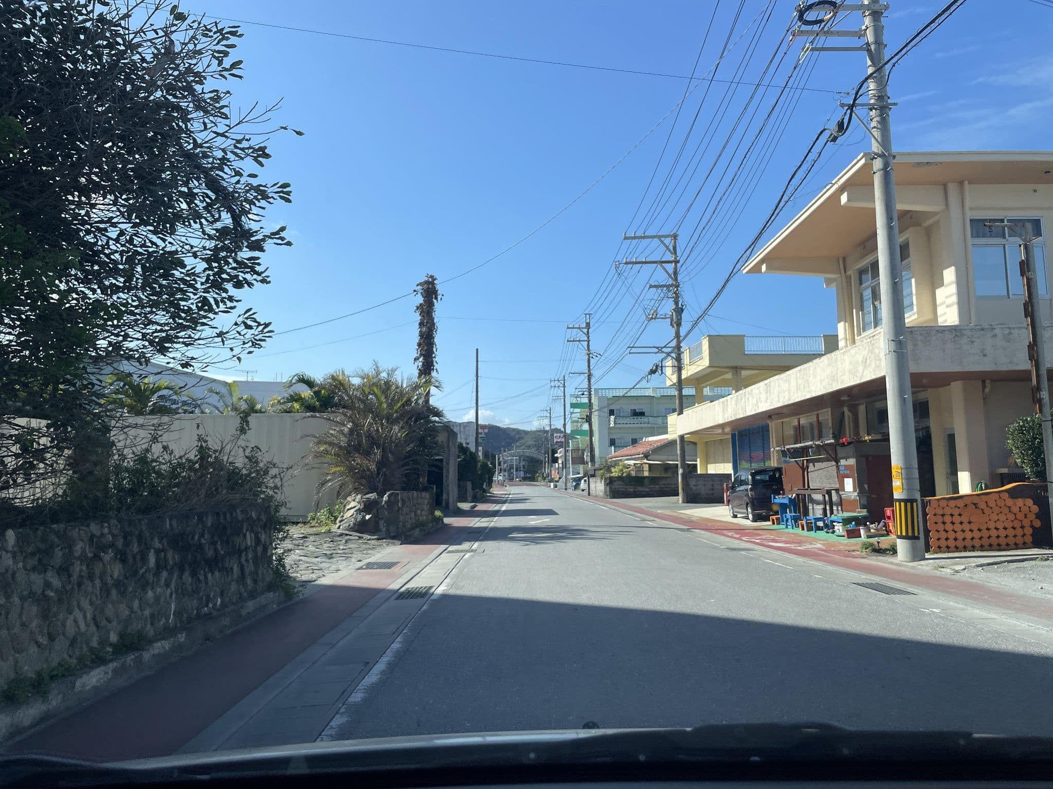Street view near ホテルみやしろ, Kunigami — © npcbuchou (CC BY-SA · Mapillary)