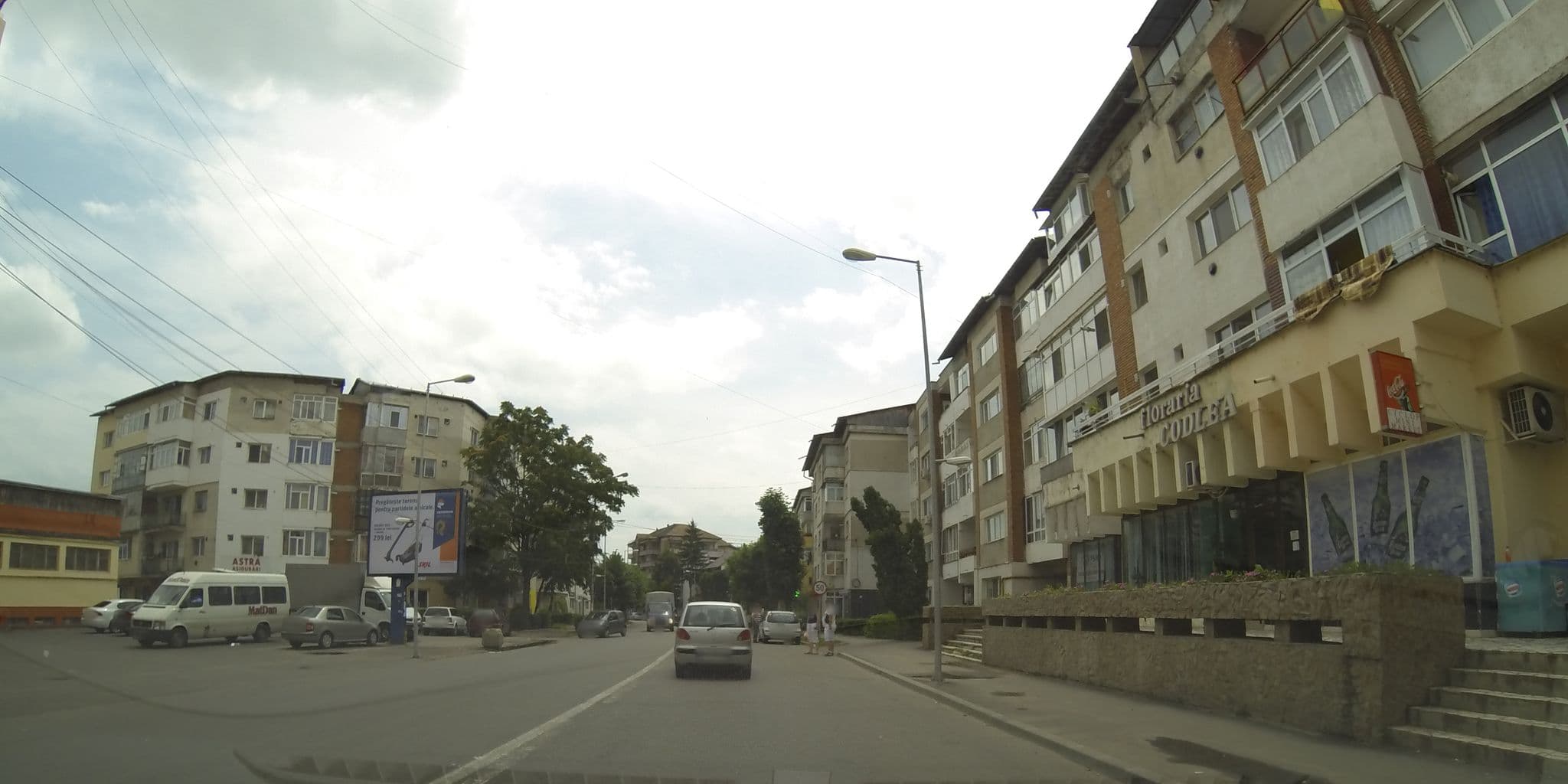 Street view near Rusidava, Drăgăşani — © deeeznuuuts (CC BY-SA · Mapillary)