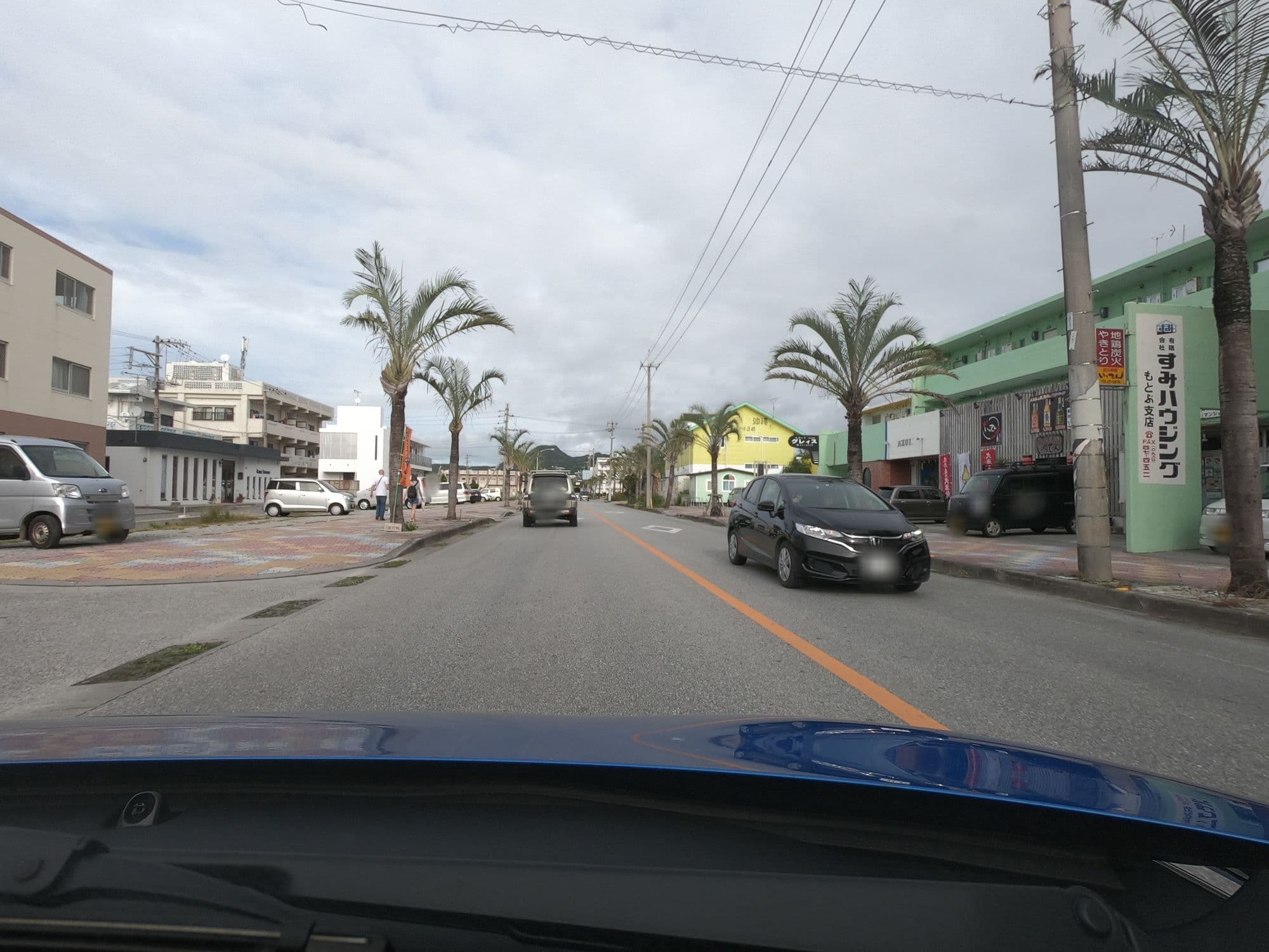 Street view near 旅人の宿, Motobu — © 24dakenlo (CC BY-SA · Mapillary)