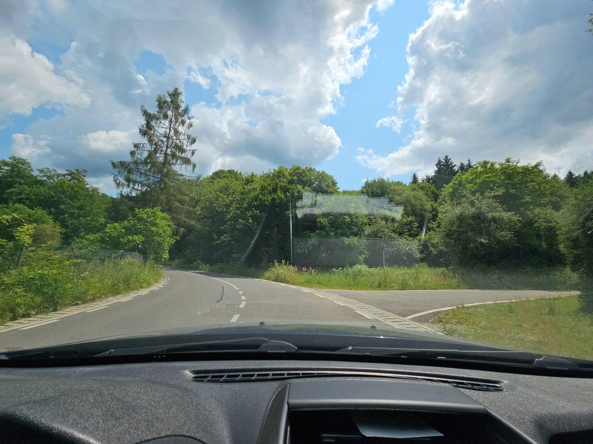 Street view near Cabana Zanoaga, Victoria — © agamarcelnicolae (CC BY-SA · Mapillary)