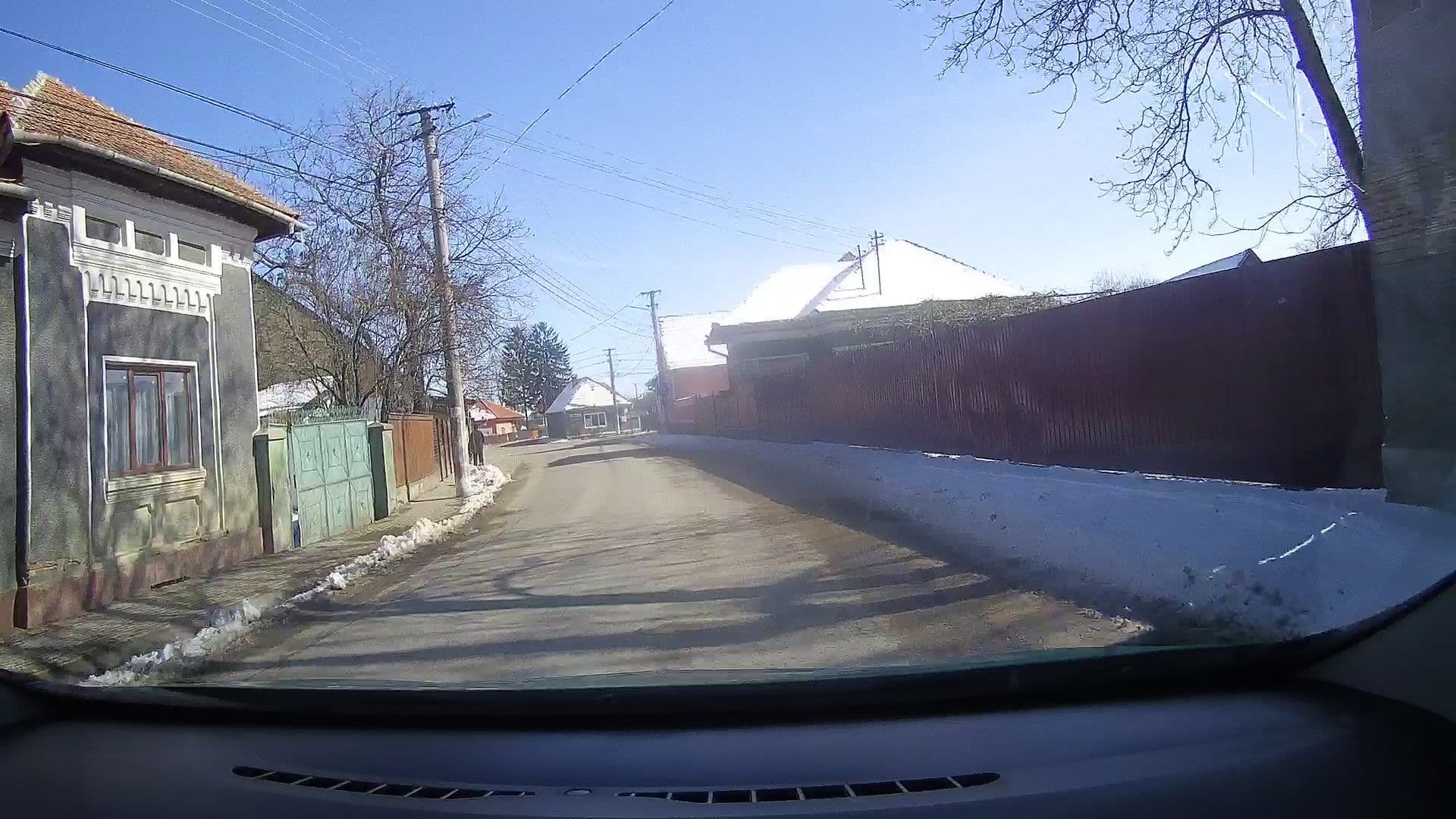 Street view near Casa Brutarului, Drăguș — © tavi (CC BY-SA · Mapillary)