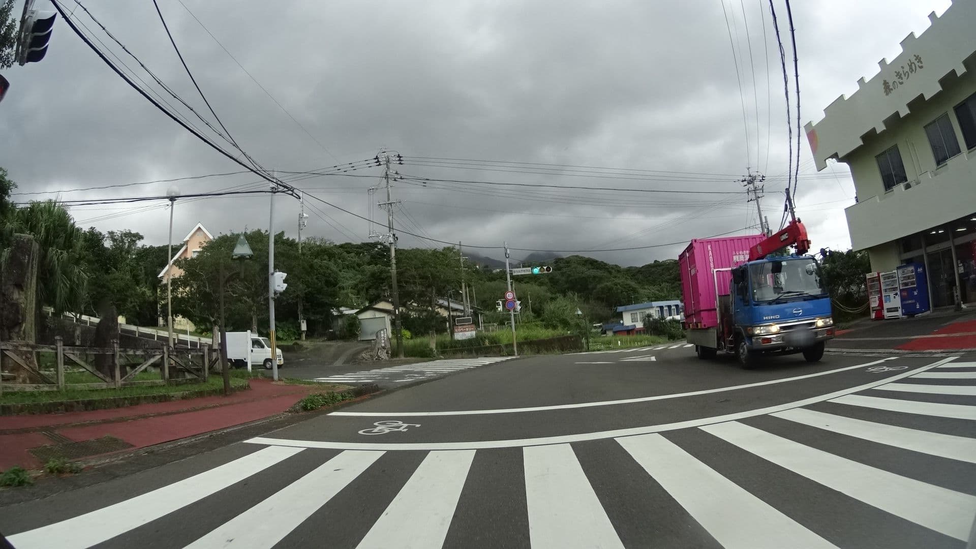 Street view near 森のきらめき, Koseda — © yasunari (CC BY-SA · Mapillary)