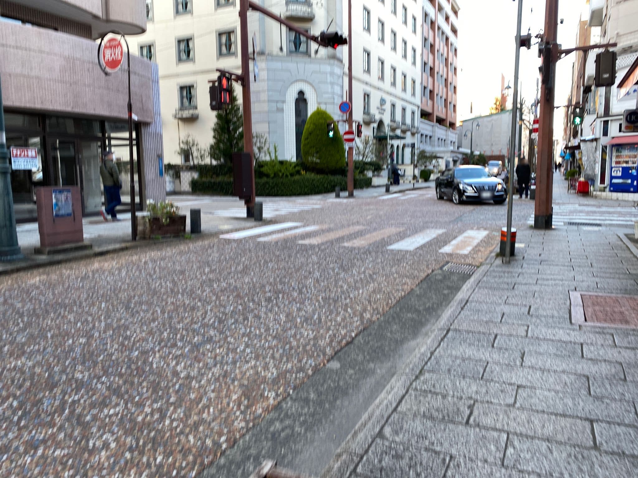 Street view near ホテルモントレ長崎 (Hotel Monterey Nagasaki), Nagasaki — © tometome (CC BY-SA · Mapillary)