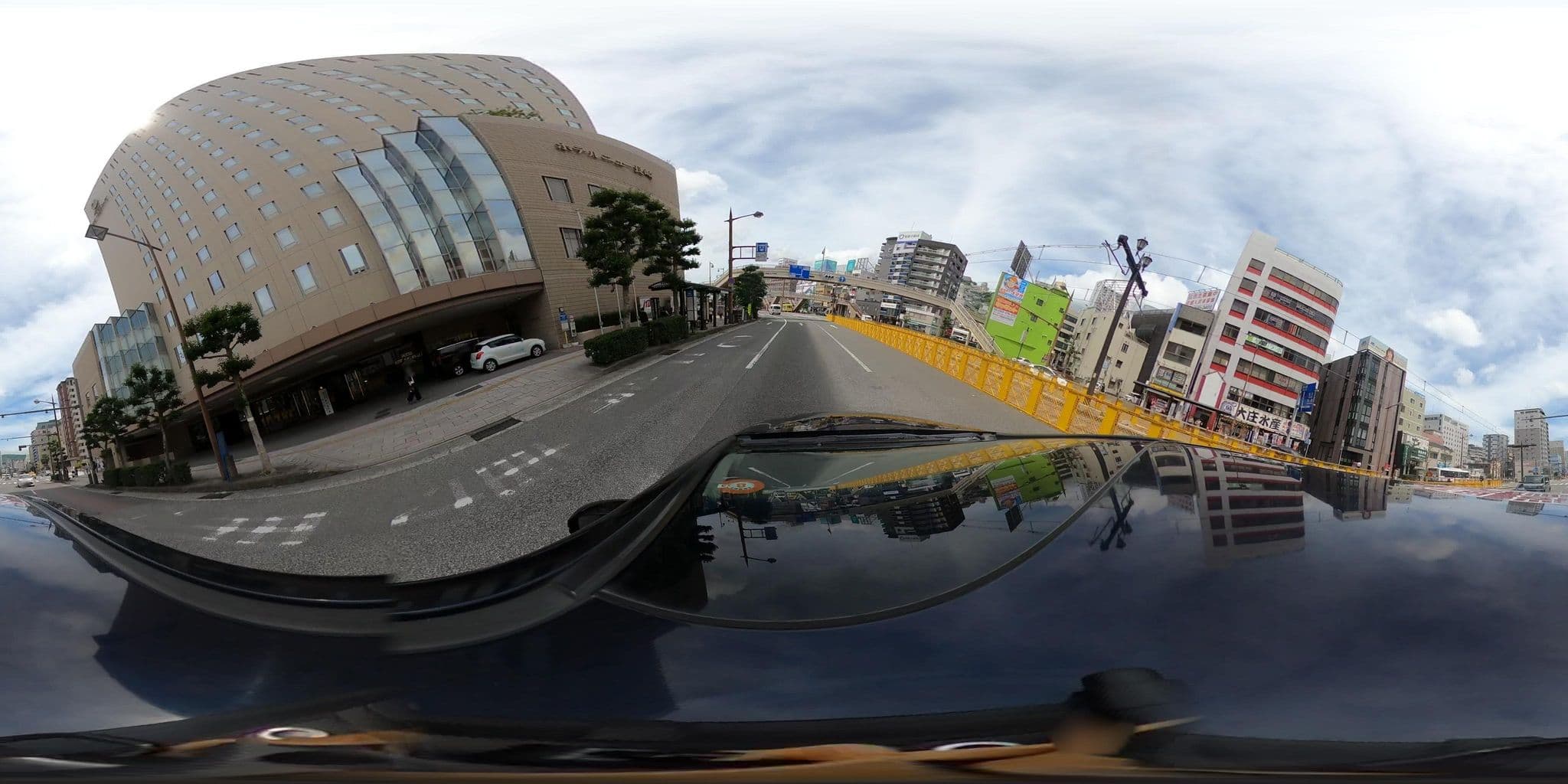 Street view near ホテルニュー長崎 (Hotel New Nagasaki), Nagasaki — © yumechan (CC BY-SA · Mapillary)