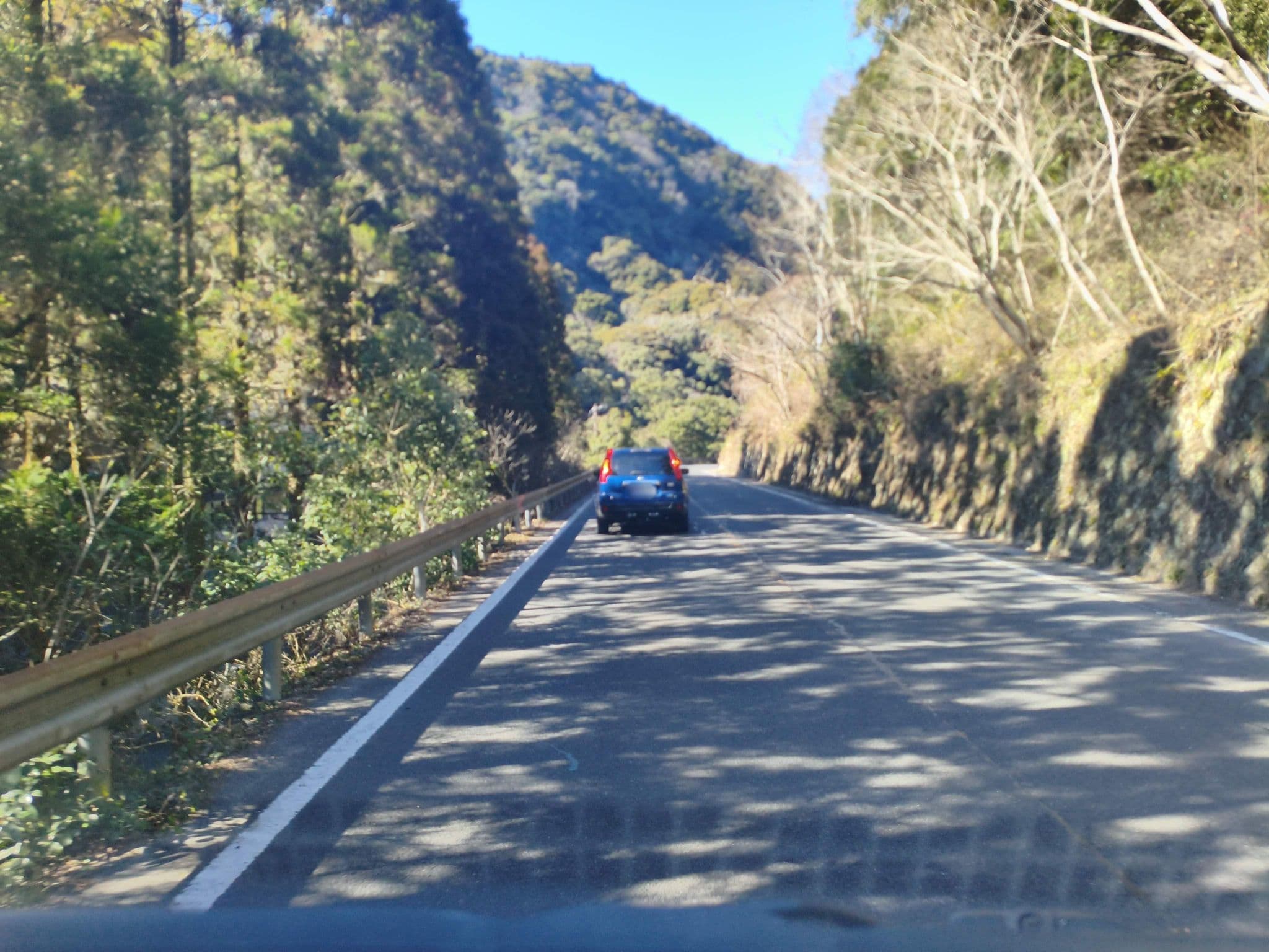 Street view near ホテル 華燿亭, Kirishima — © parond (CC BY-SA · Mapillary)