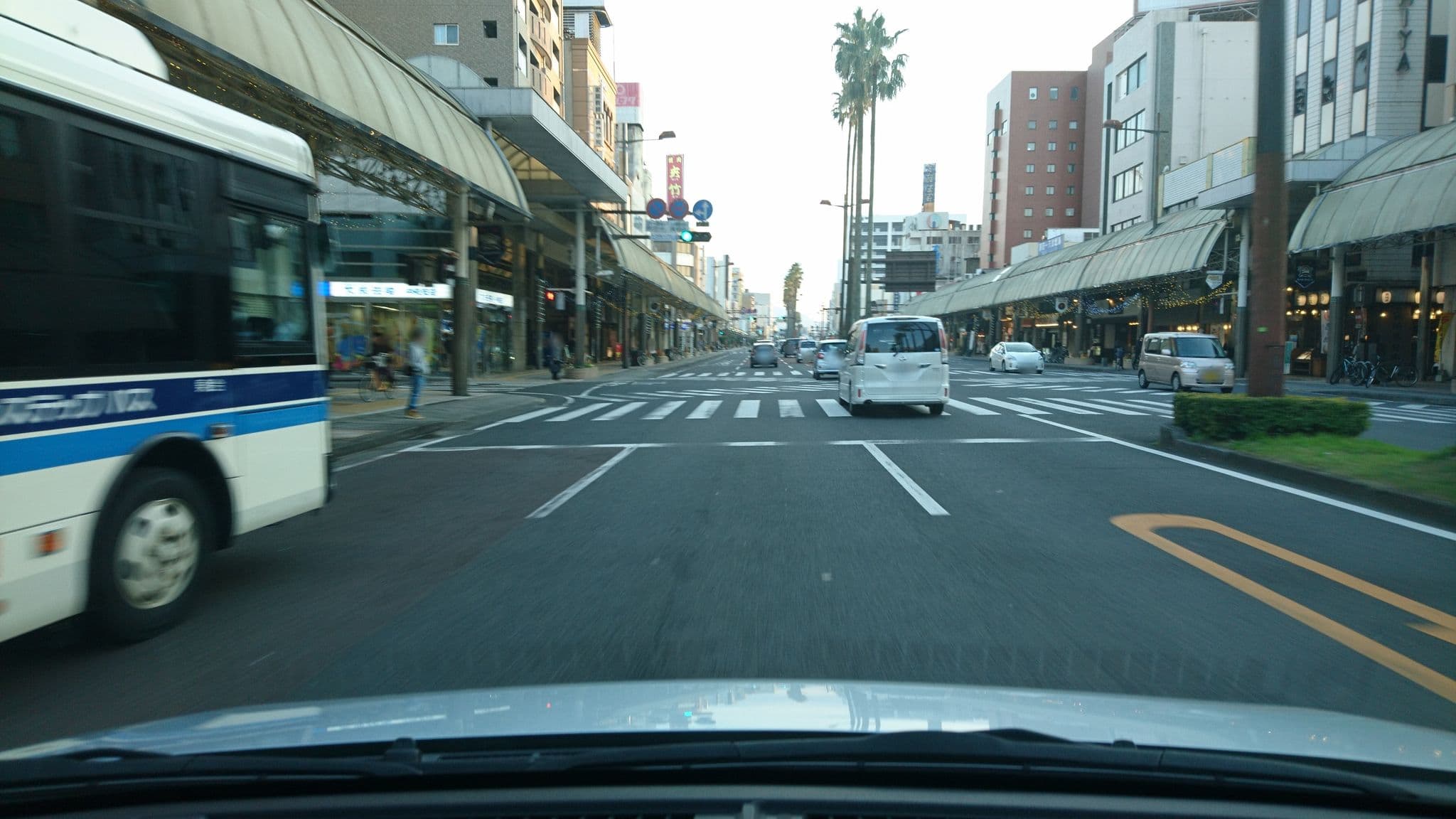 Street view near ホテルグランビア宮崎, Miyazaki — © kojiroucircle (CC BY-SA · Mapillary)