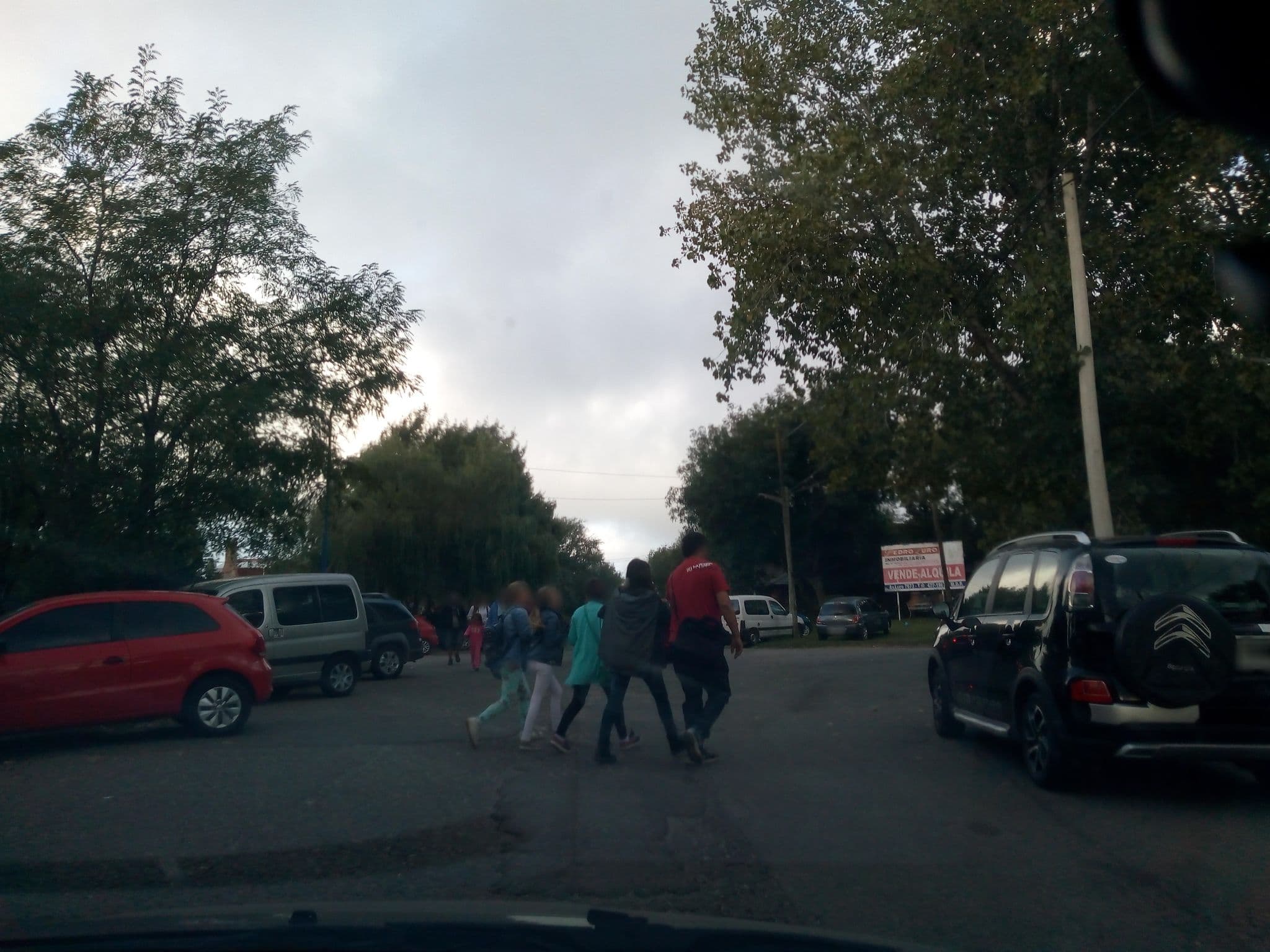 Street view near Hotel y Confitería Cittadina, Estación Camet — © nicfer (CC BY-SA · Mapillary)