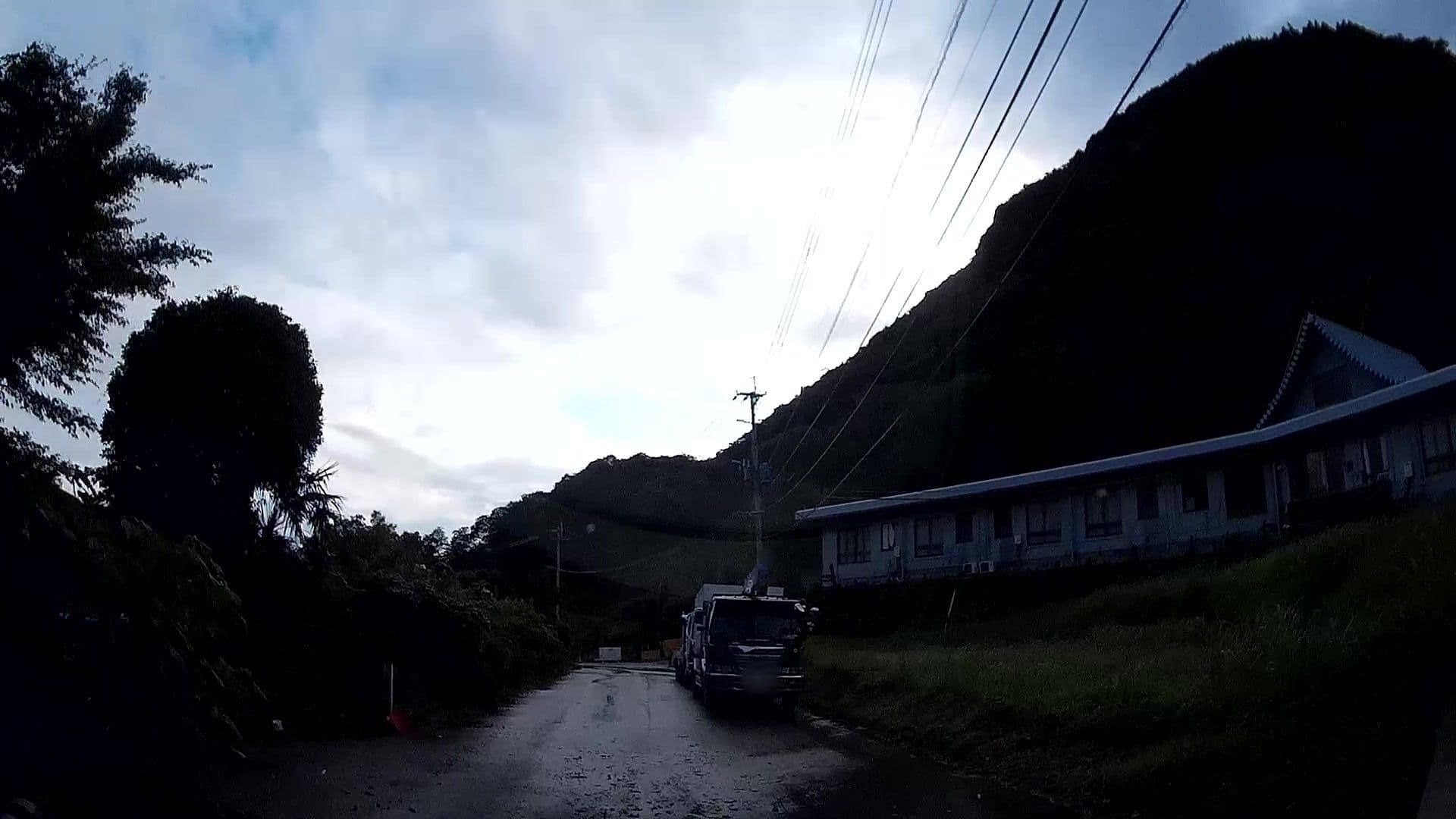 Street view near ホテルサンシャイン, Nakamatsu — © caesium (CC BY-SA · Mapillary)