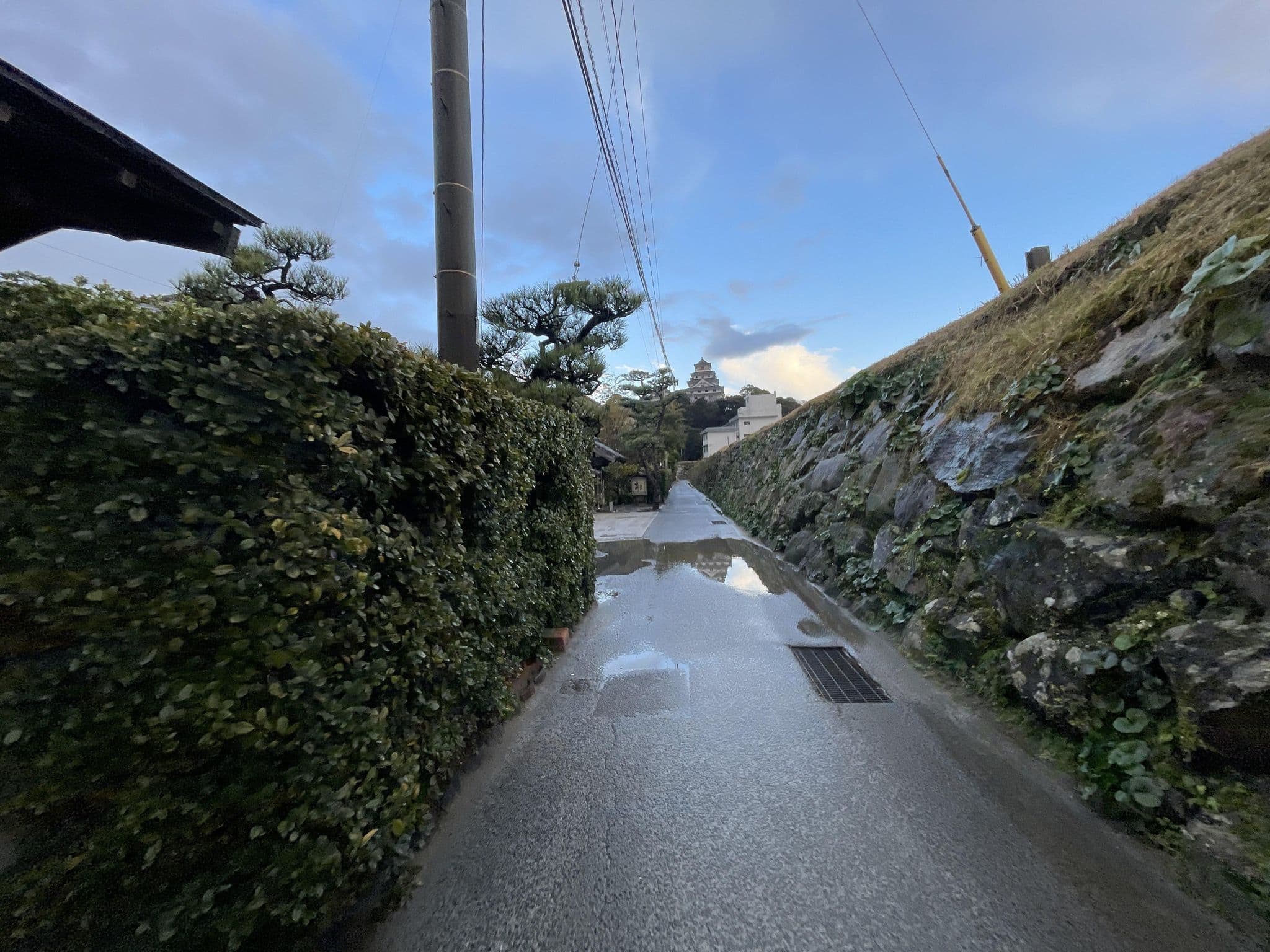 Street view near 水野旅館, Karatsu — © alt9800 (CC BY-SA · Mapillary)