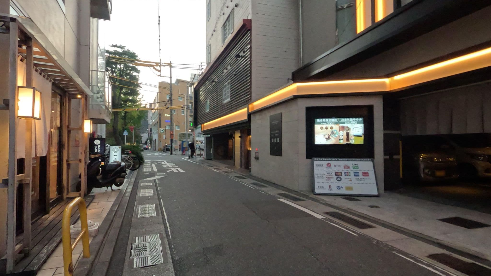 Street view near ホテルウィング事務所, Fukuoka — © alt9800 (CC BY-SA · Mapillary)