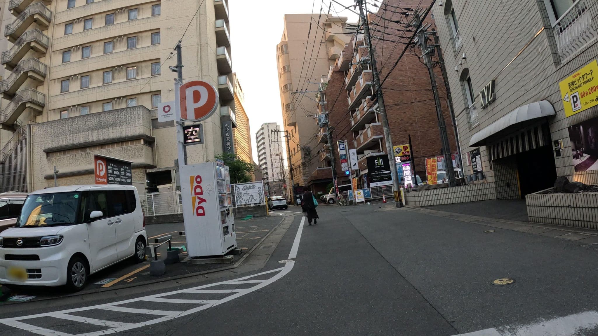 Street view near HotelAsche, Fukuoka — © alt9800 (CC BY-SA · Mapillary)