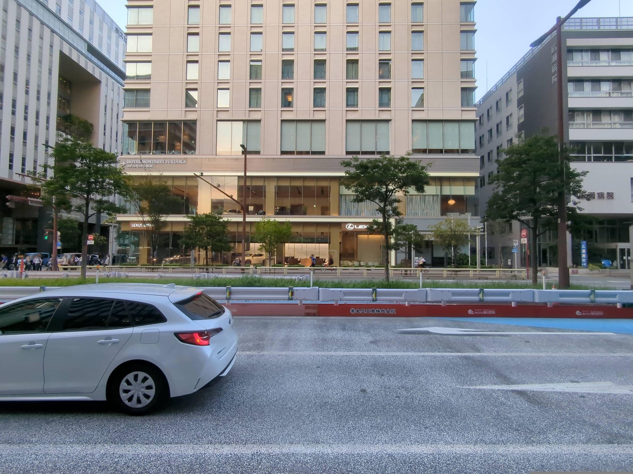 Street view near ホテルモントレ福岡, Fukuoka — © mitz (CC BY-SA · Mapillary)