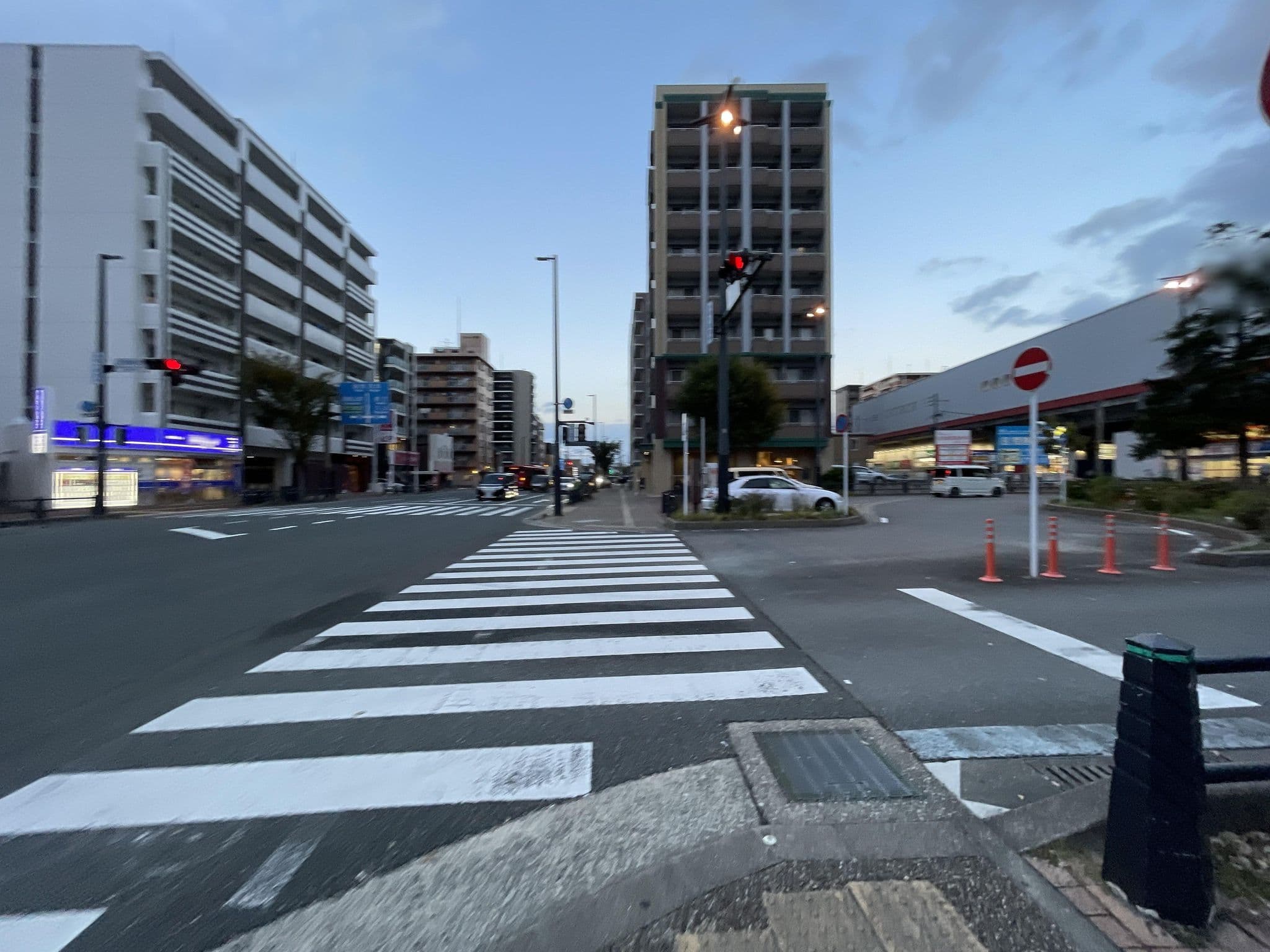 Street view near Hare To Ke, Fukuoka — © alt9800 (CC BY-SA · Mapillary)