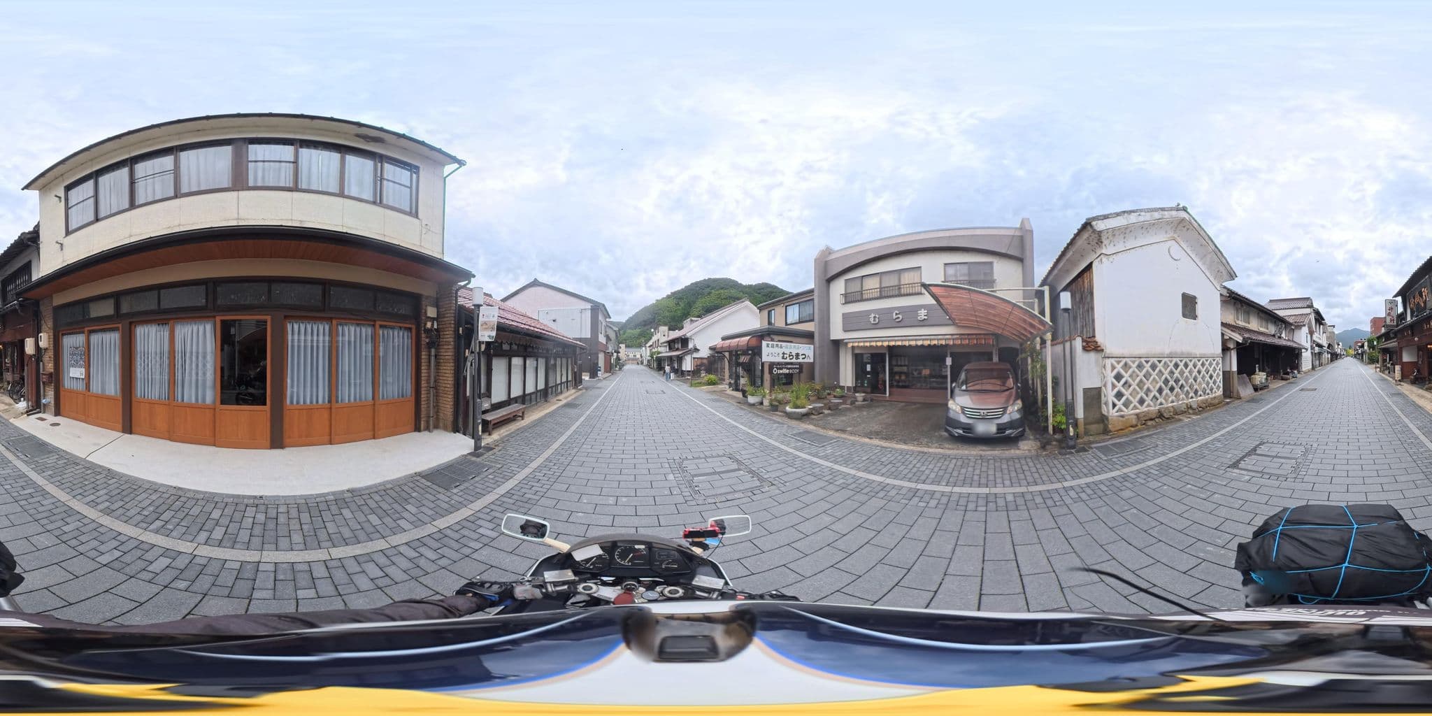 Street view near のれん宿 明月, Tsuwano — © yasunari (CC BY-SA · Mapillary)