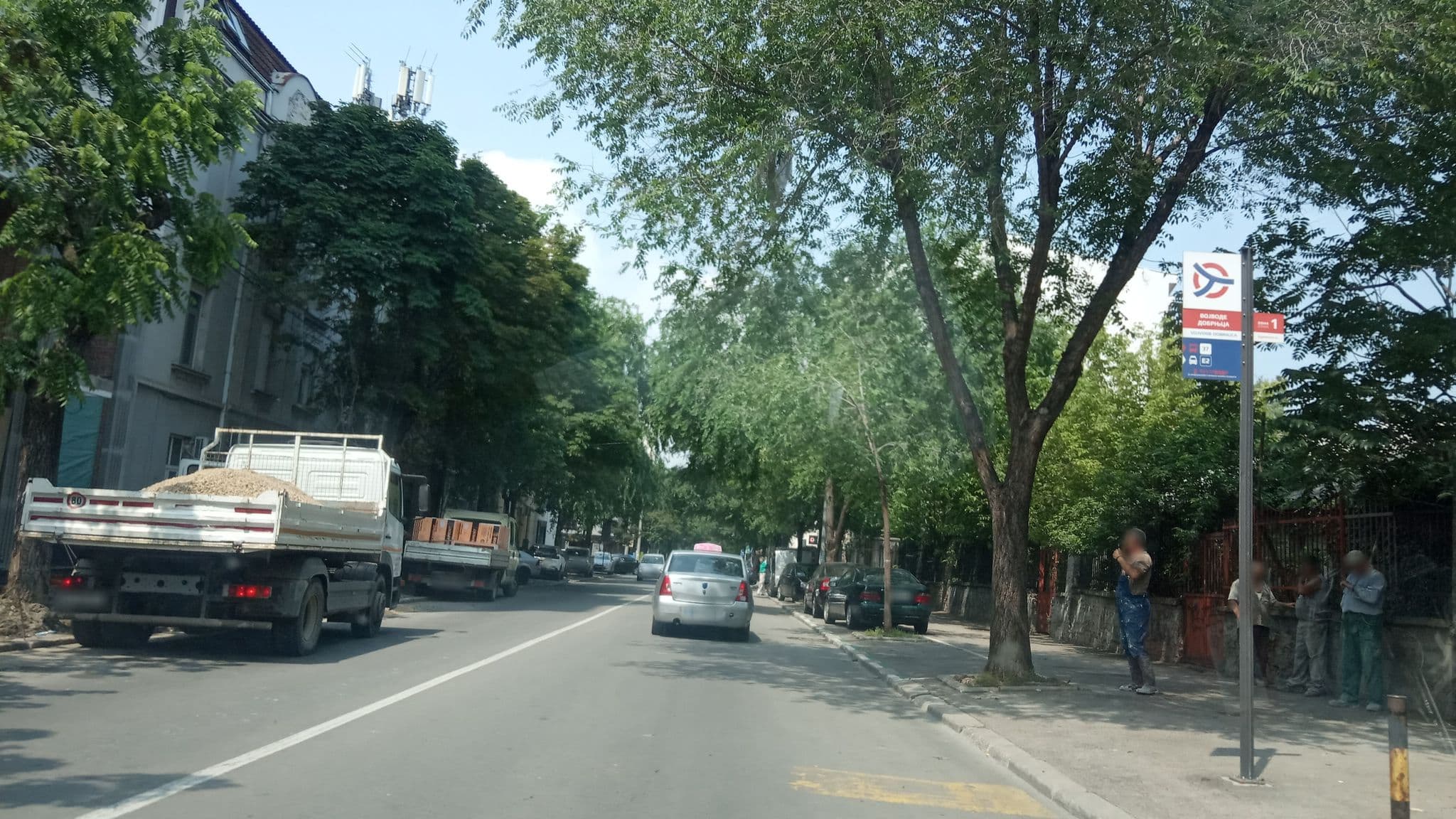 Street view near Elementi Dorćol, Belgrade — © smajser1 (CC BY-SA · Mapillary)