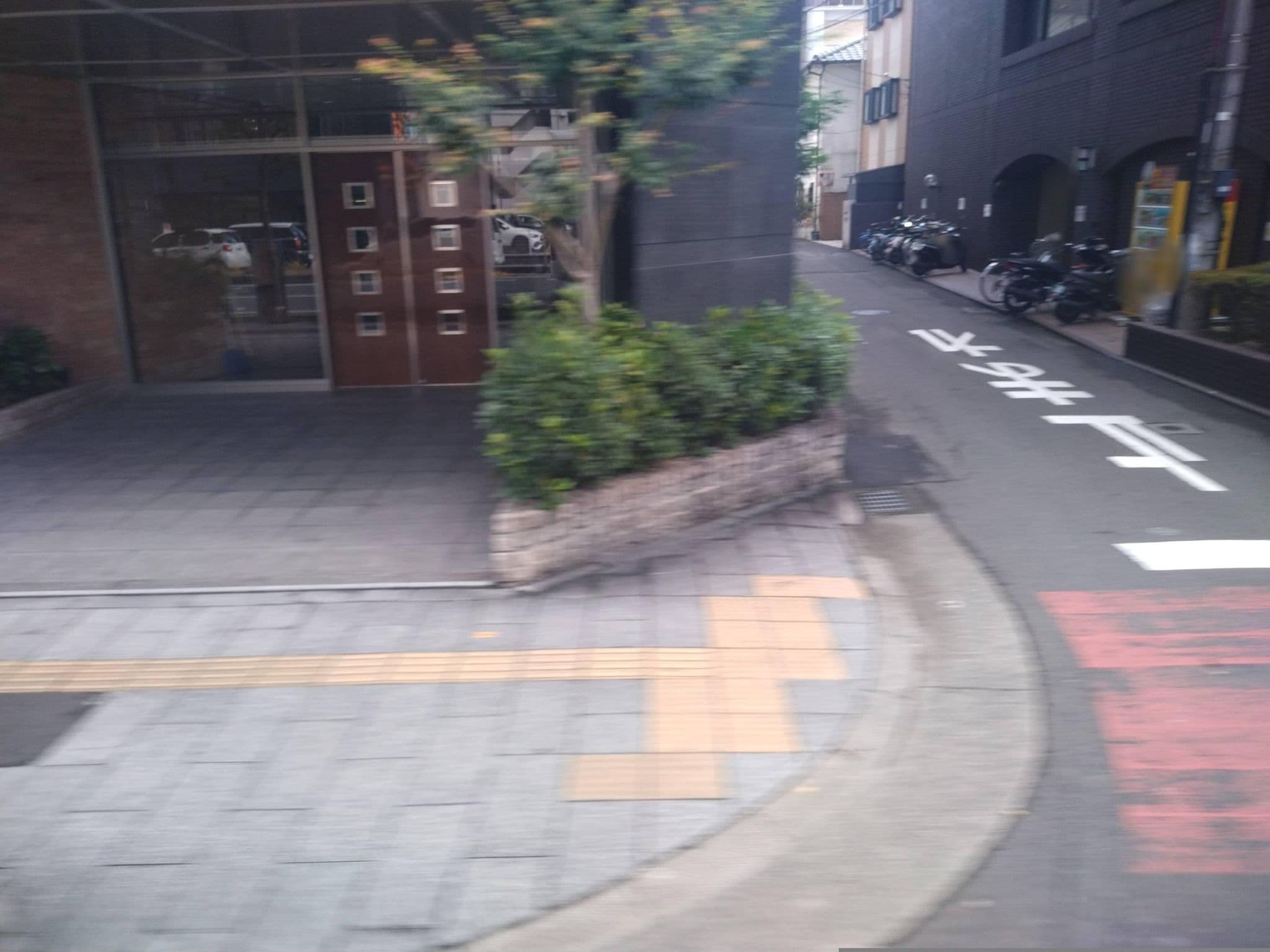 Street view near ホテルドッチ, Matsuyama — © adsa562 (CC BY-SA · Mapillary)