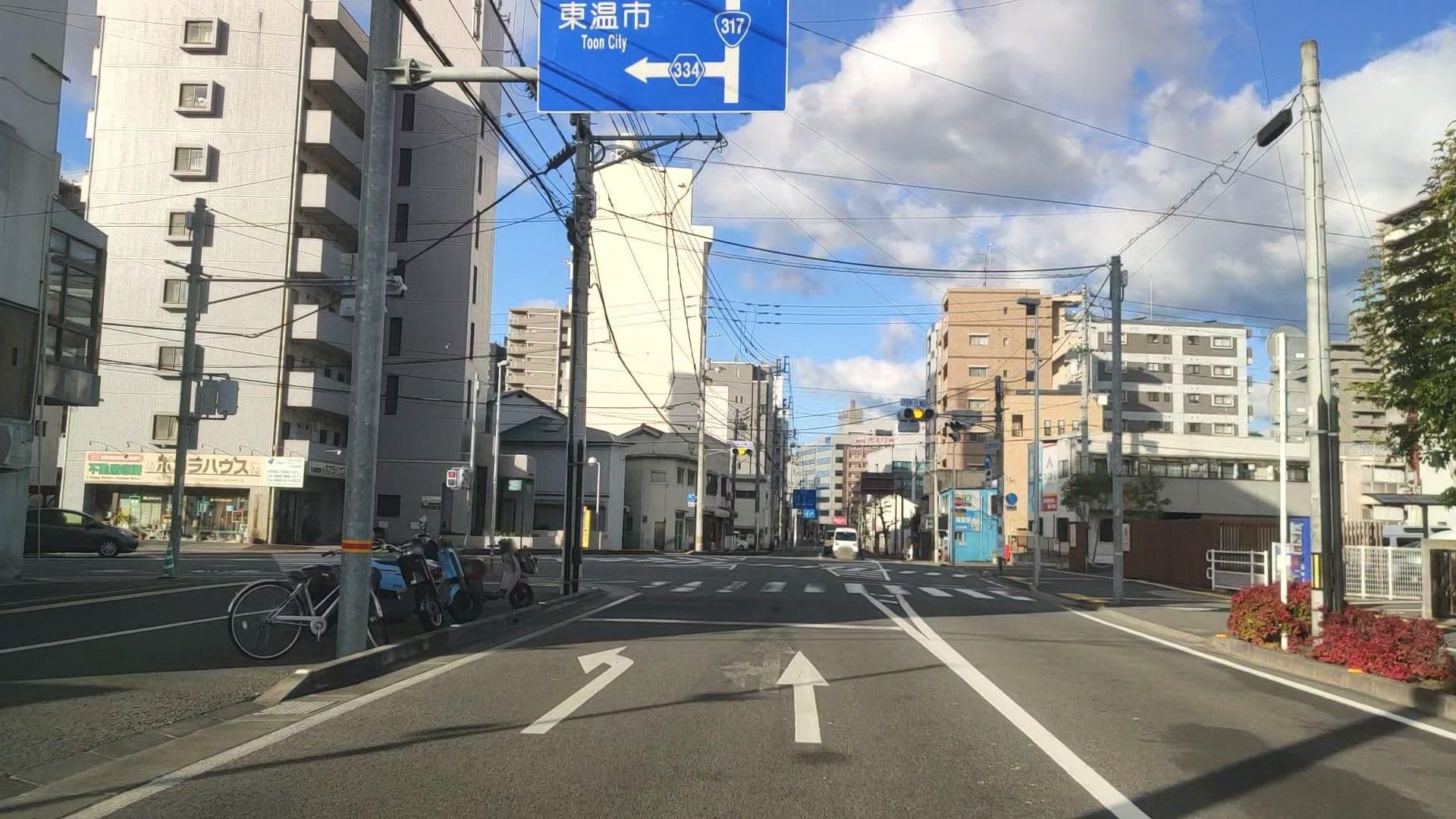 Street view near ホテル 松山ヒルズ 勝山東店 (Hotel Matsuyama Hills), Matsuyama — © drivephotograph (CC BY-SA · Mapillary)