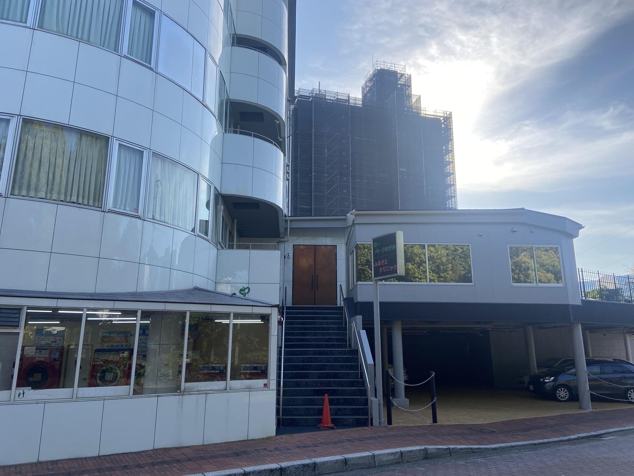 Street view near 第一パークホテル, Kure — © okadatsuneo (CC BY-SA · Mapillary)