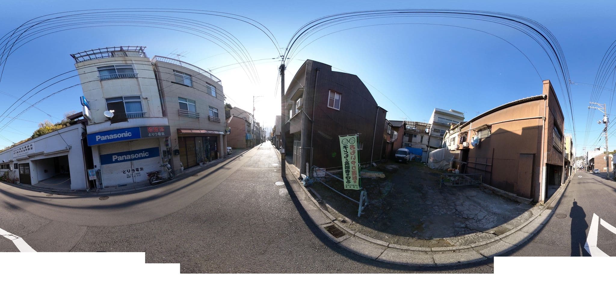 Street view near 仲田旅館・本館別館, Kure — © okadatsuneo (CC BY-SA · Mapillary)