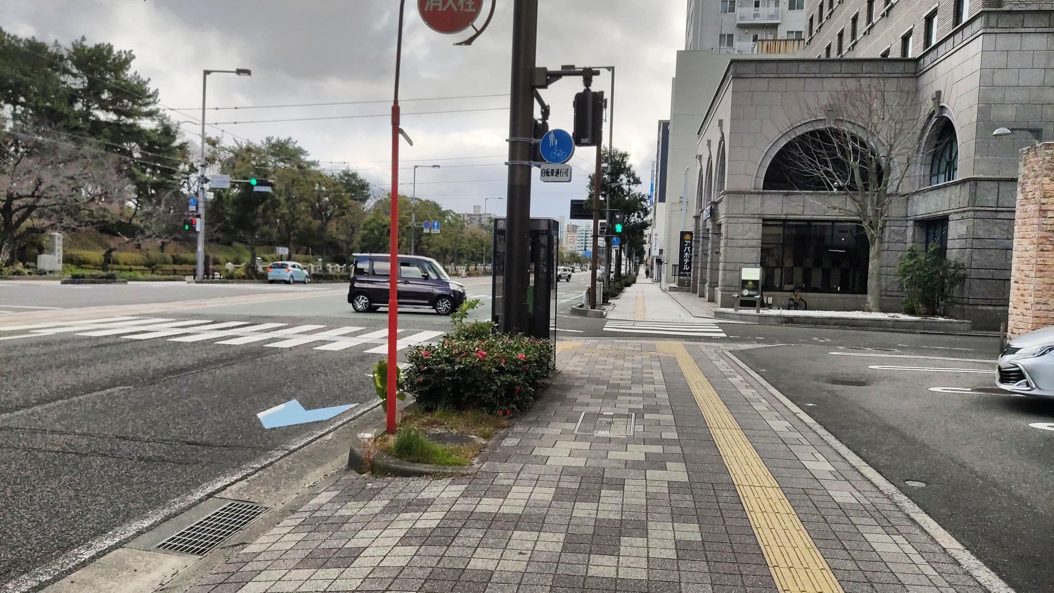Street view near アパホテル 松山城西, Matsuyama — © drivephotograph (CC BY-SA · Mapillary)