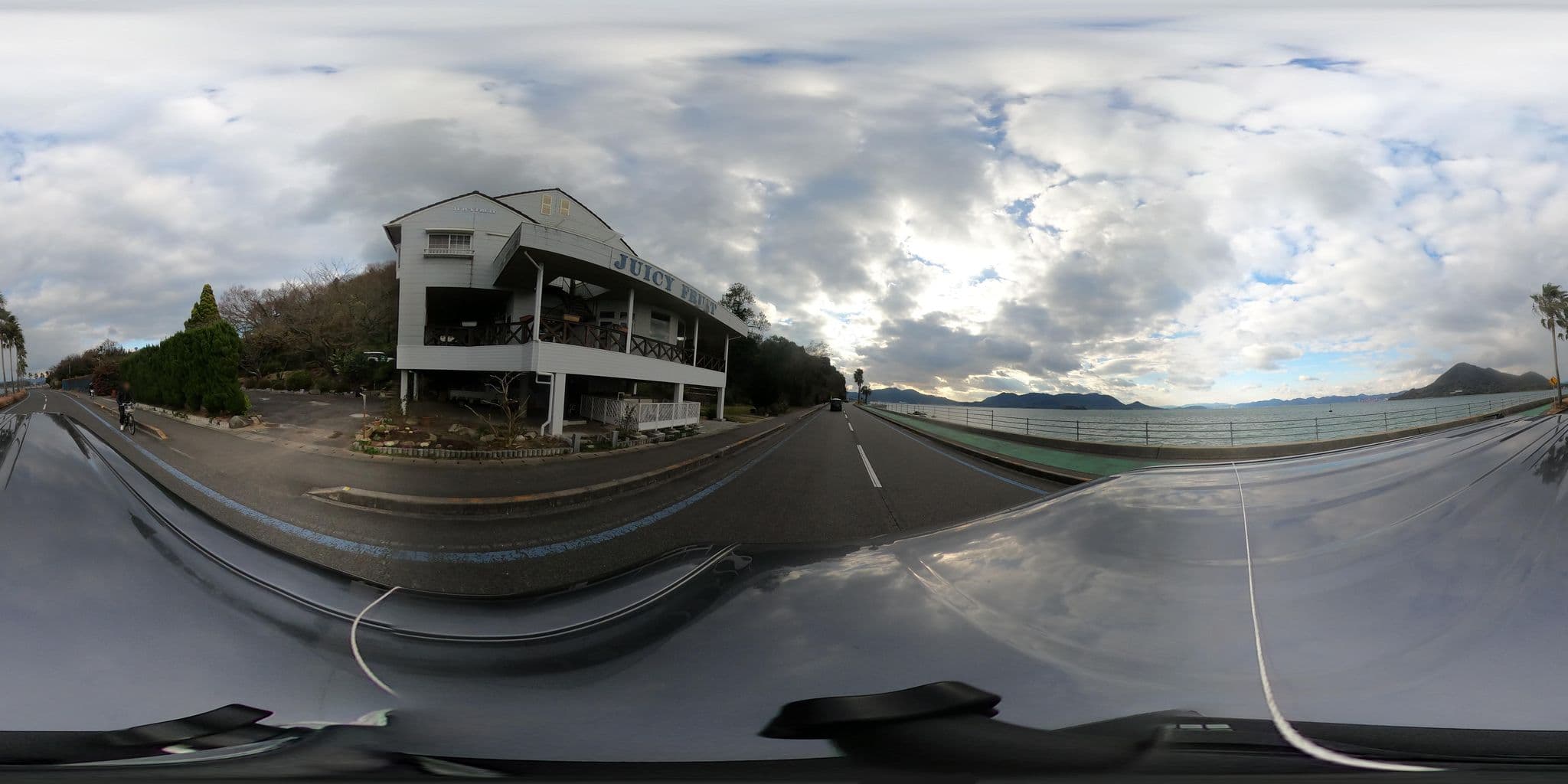 Street view near ジューシーフルーツ, Innoshima — © castletrain (CC BY-SA · Mapillary)