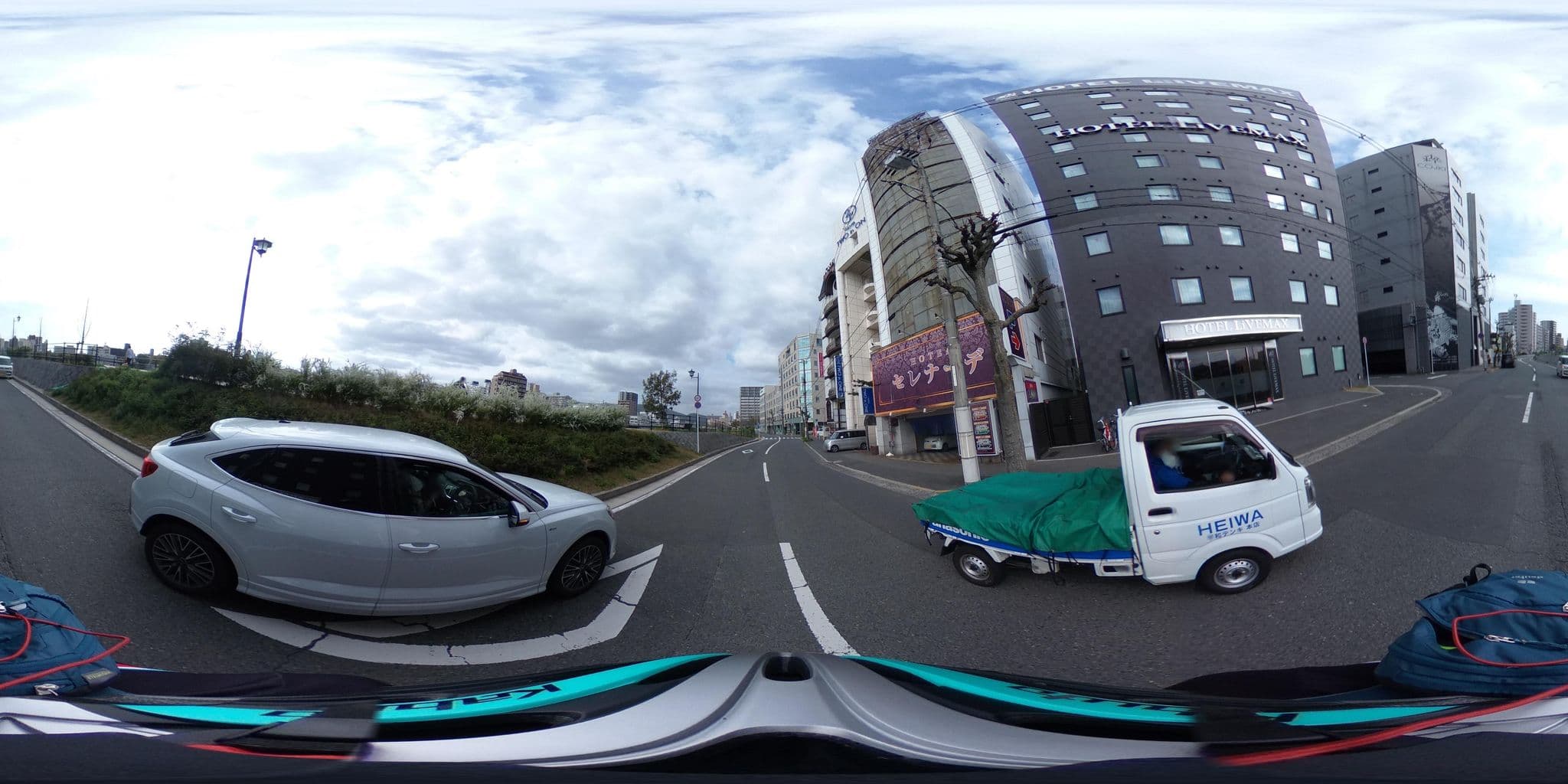 Street view near ホテルセレナーデ, Hiroshima — © nmaruichi (CC BY-SA · Mapillary)
