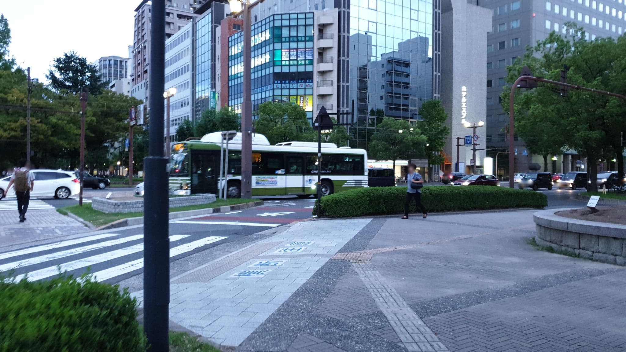 Street view near ザ ノット 広島, Hiroshima — © jopparn (CC BY-SA · Mapillary)