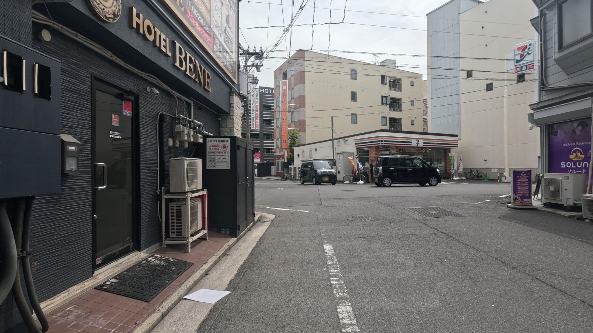 Street view near Hotel Bene, Hiroshima — © alt9800 (CC BY-SA · Mapillary)