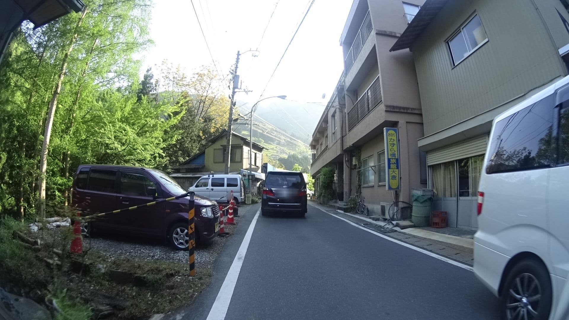 Street view near iyavinebridge, Ikedachō — © yasunari (CC BY-SA · Mapillary)
