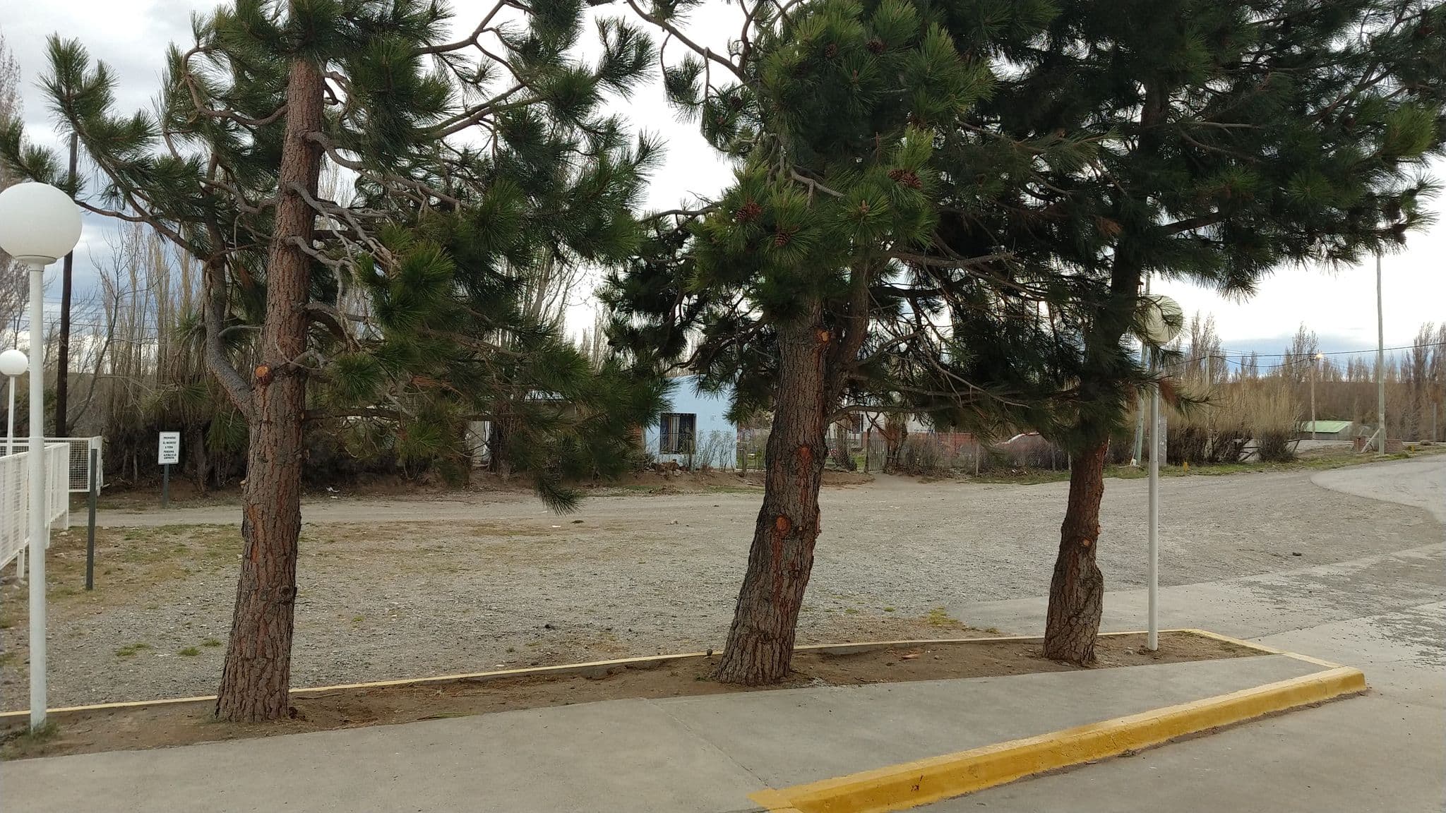 Street view near Quinta La Cascaruda, Perito Moreno — © gusu (CC BY-SA · Mapillary)
