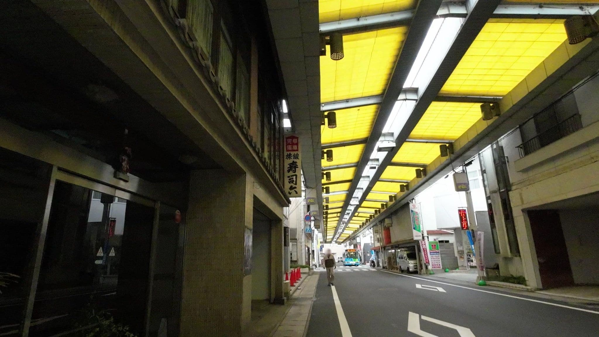 Street view near 旅館 寿司六, Ikedachō — © drivephotograph (CC BY-SA · Mapillary)