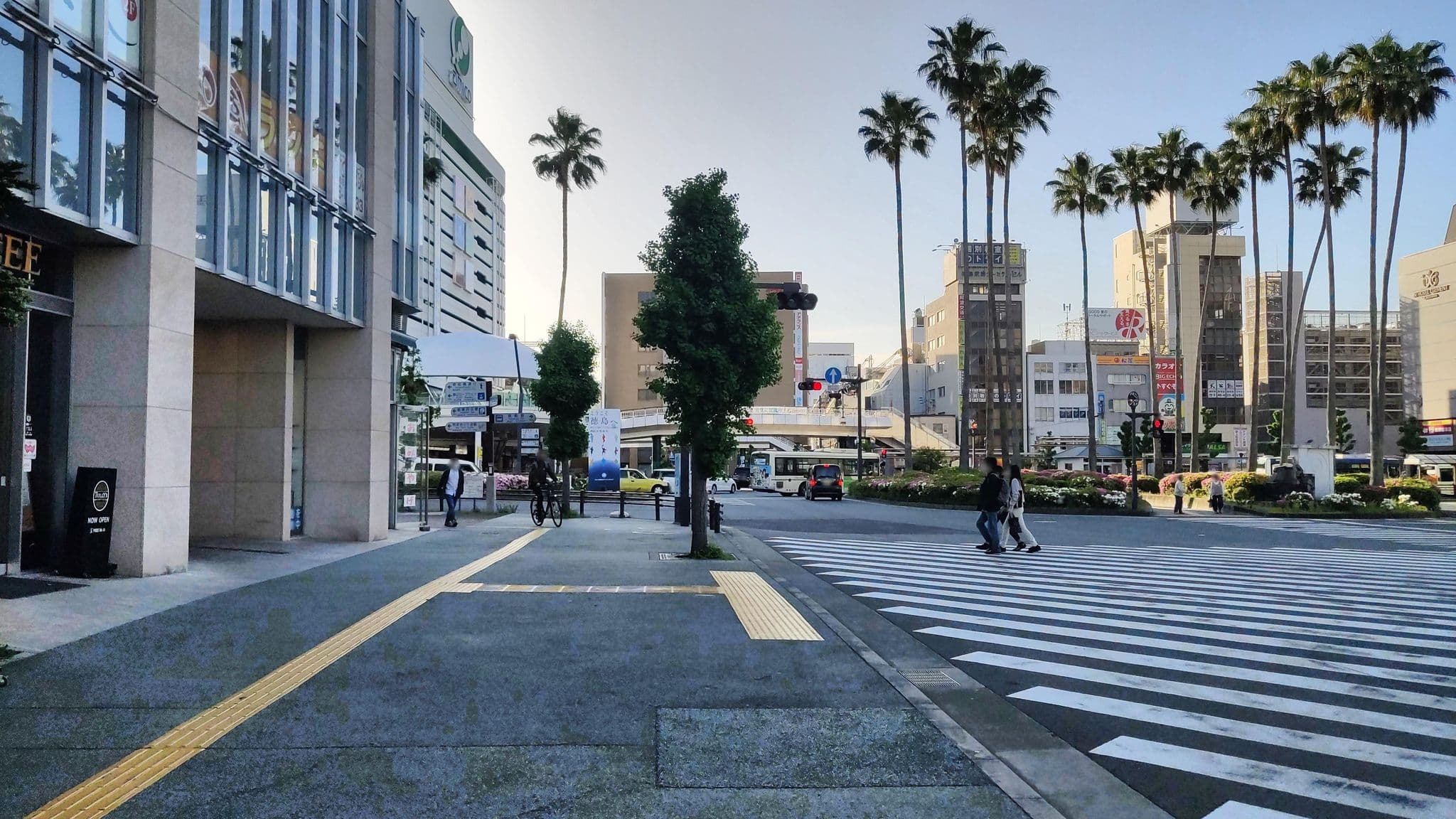 Street view near ホテルサンルート徳島, Tokushima — © drivephotograph (CC BY-SA · Mapillary)