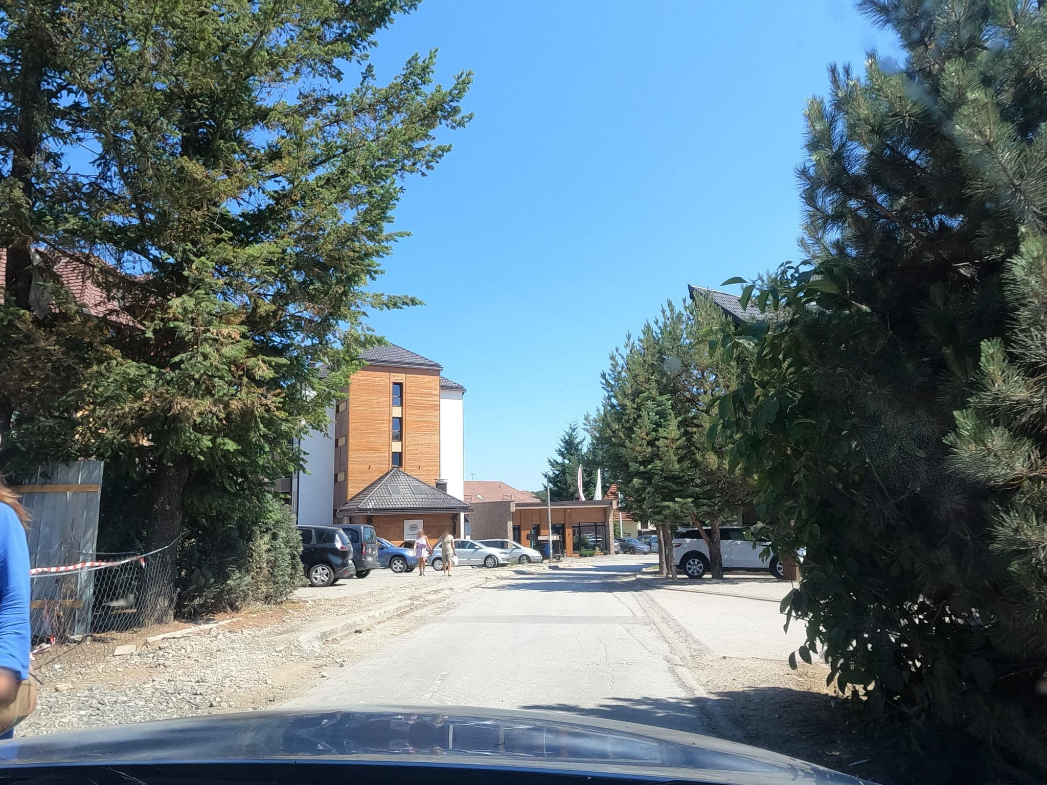 Street view near BOR Hotel by Karisma, Zlatibor — © borovac (CC BY-SA · Mapillary)